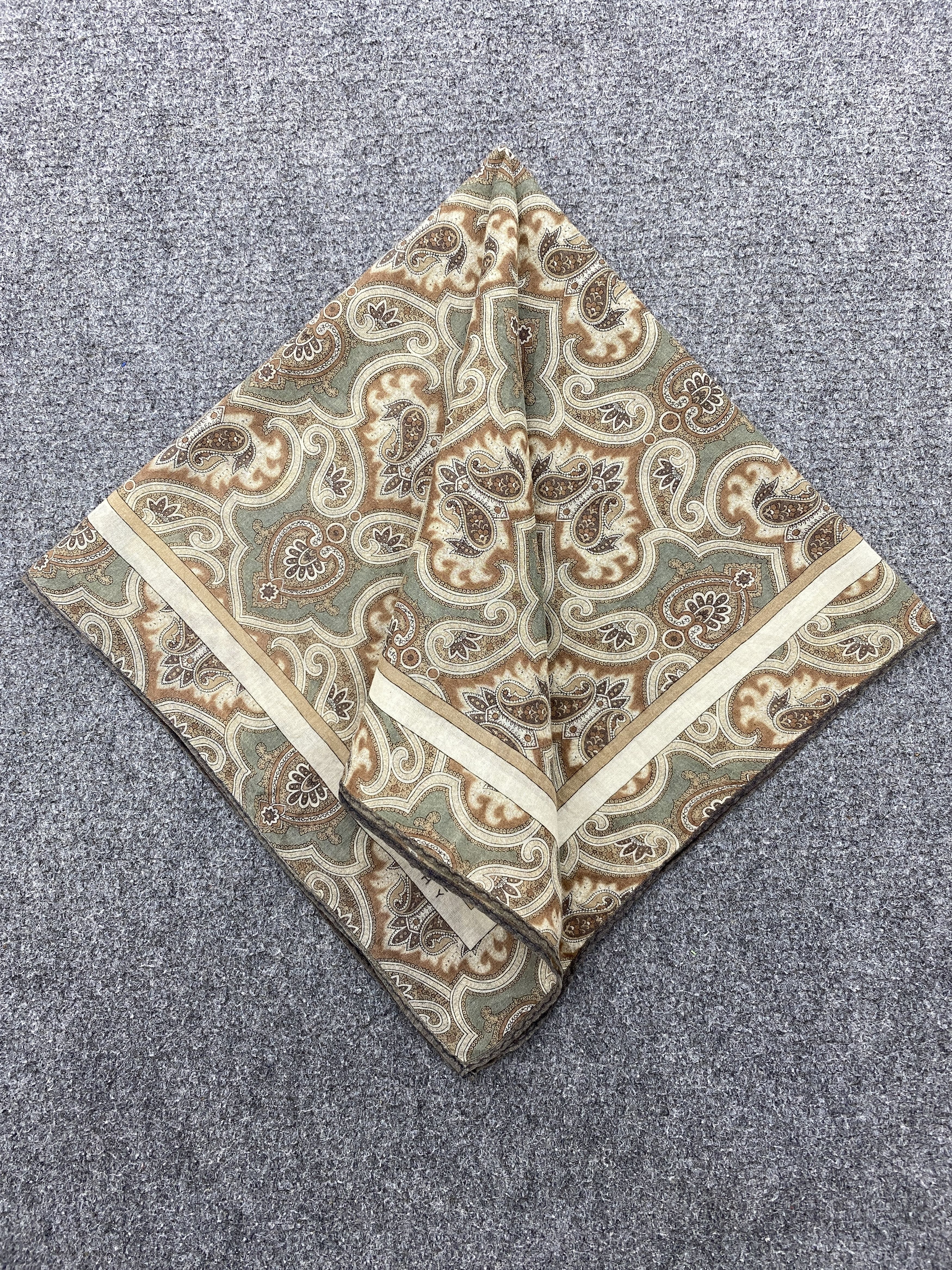Givenchy Givenchy Handkerchief / Neckerchief / Bandana HKC0949 Size ONE SIZE - 3 Thumbnail