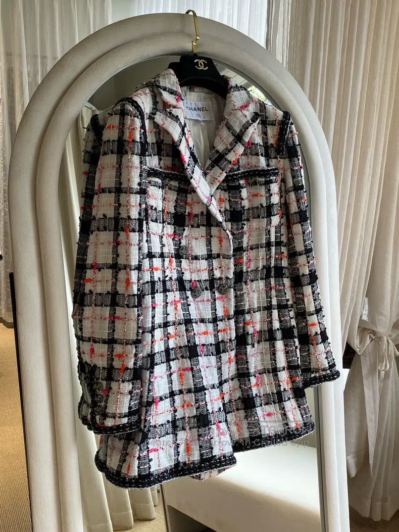 Chanel Chanel 20-year-old roof series jumpsuit Size 42" / US 20 - 1 Thumbnail