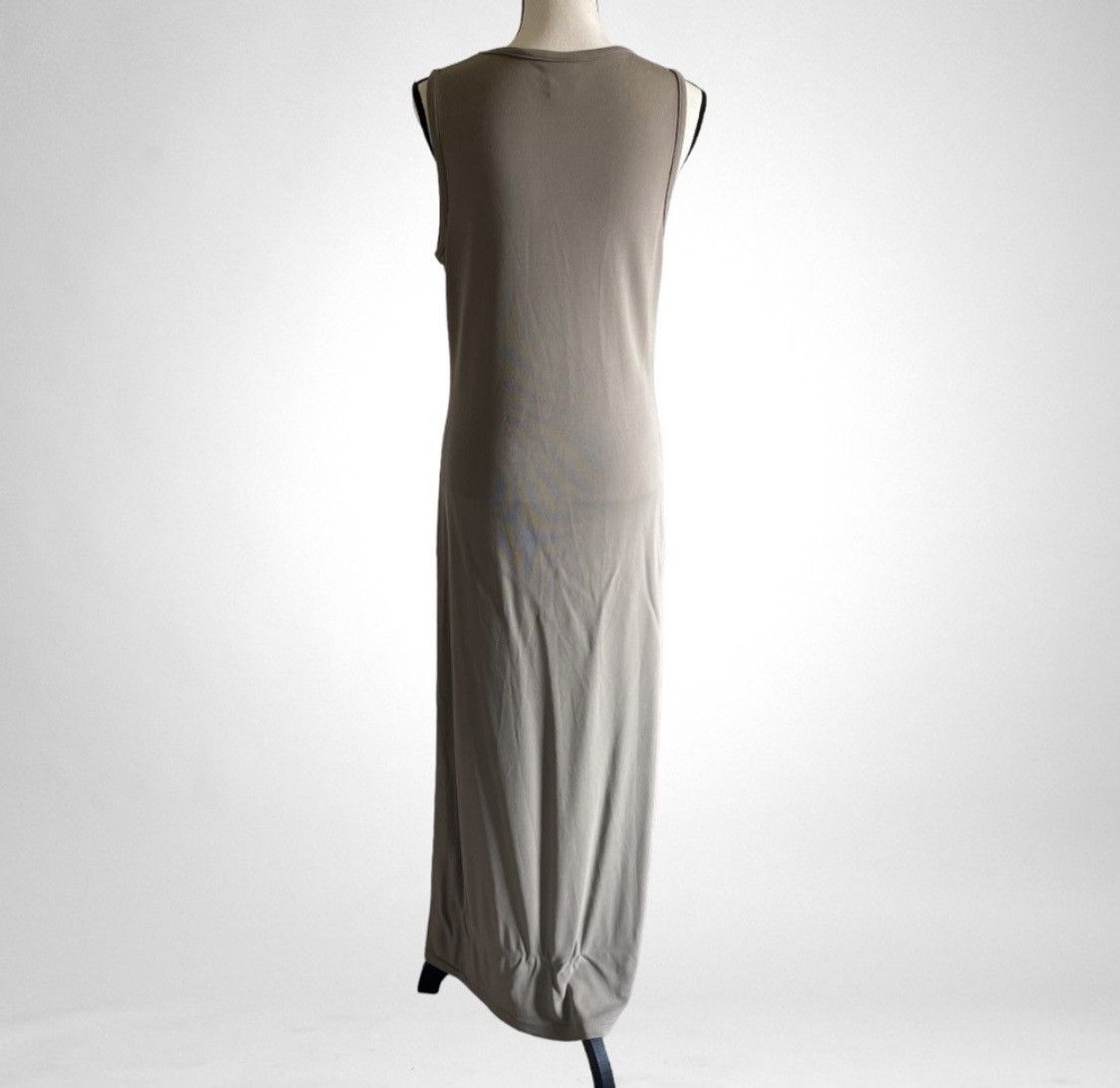Old Navy LIGHT OLIVE SLEEVELESS SCOOP NECK MAXI DRESS Size L / US 10 / IT 46 - 7 Thumbnail