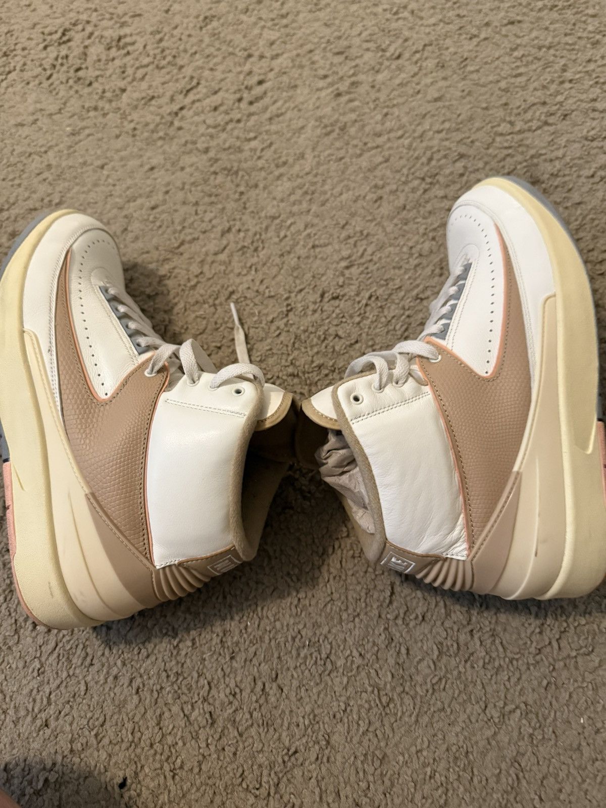 Jordan Brand × Nike Jordan 2 Sunset Haze Size US 11 / EU 44 - 11 Thumbnail