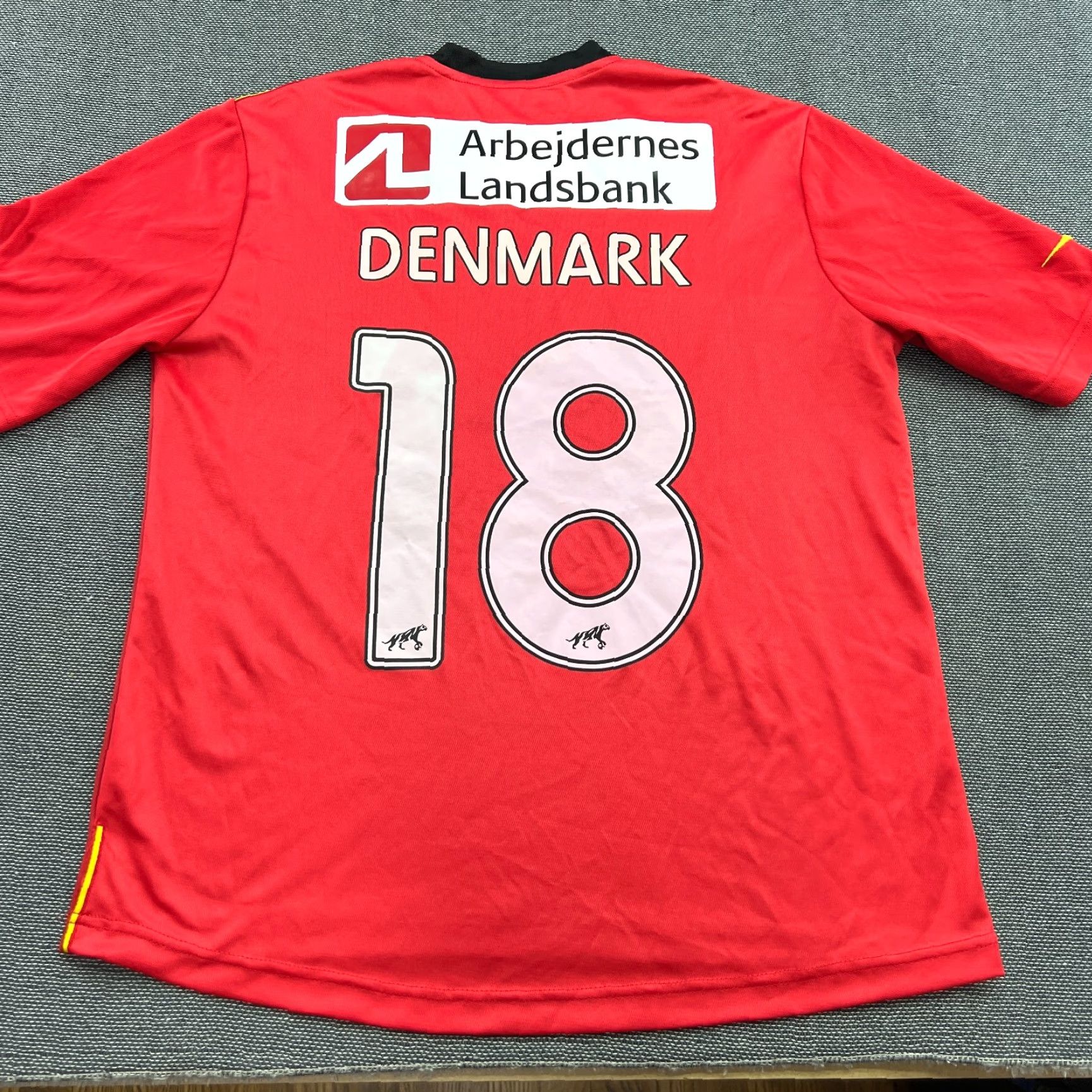 Diadora Diadora FC Nordsjaelland 2017-2018 Home Jersey Mens Large Adult Red T-Shirt Sports Football Moisture Wicking Quick Dry Size US L / EU 52-54 / 3 - 2 Thumbnail
