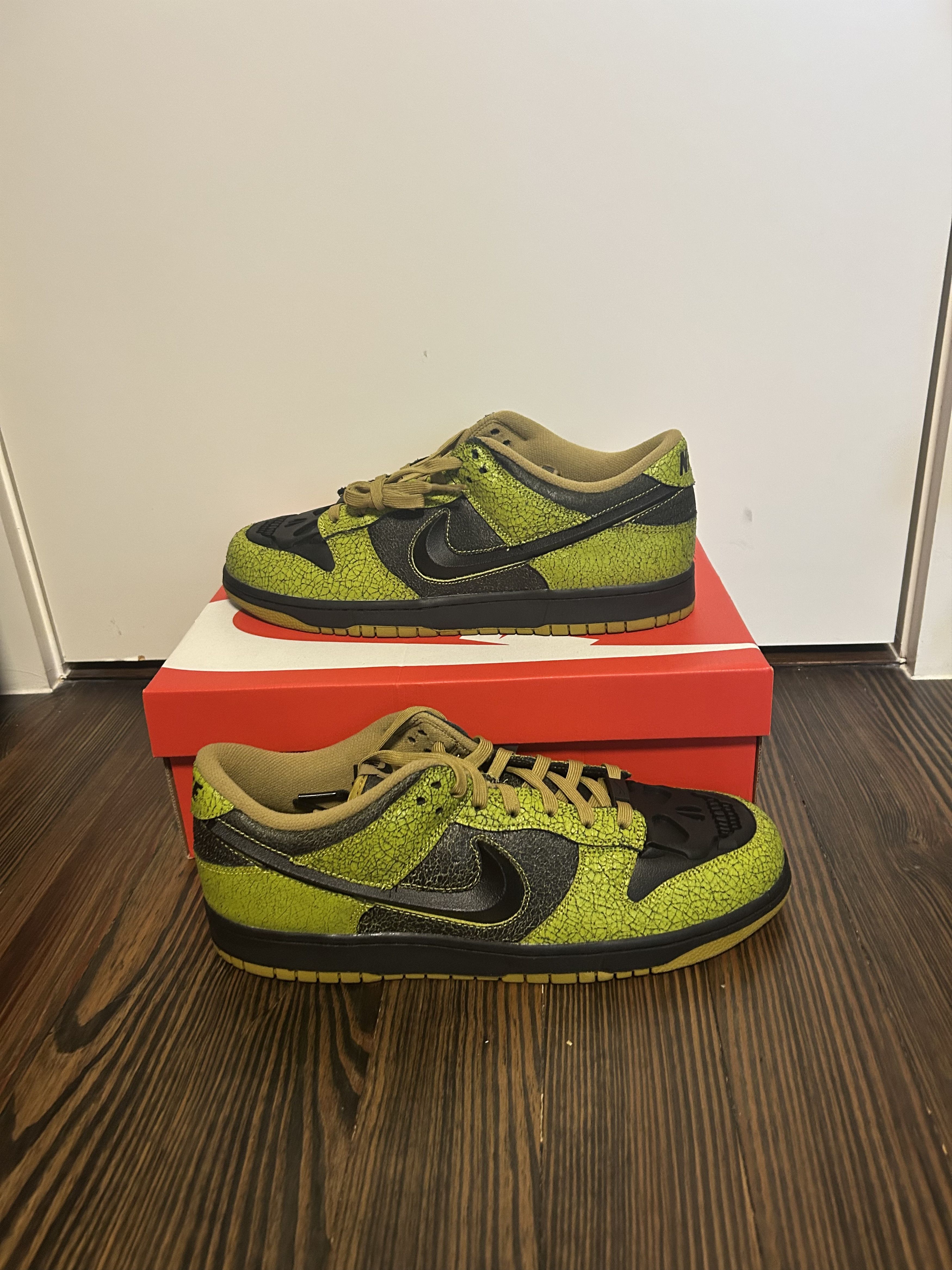 Jordan Brand Jordan 1 low Halloween skull Size US 13 / EU 46 - 1 Thumbnail