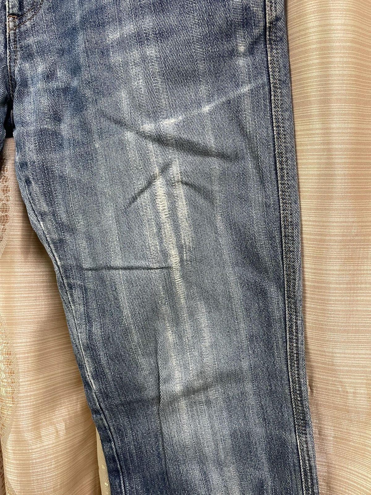 Burberry Burberry Distressed Jeans Size US 31 - 7 Thumbnail