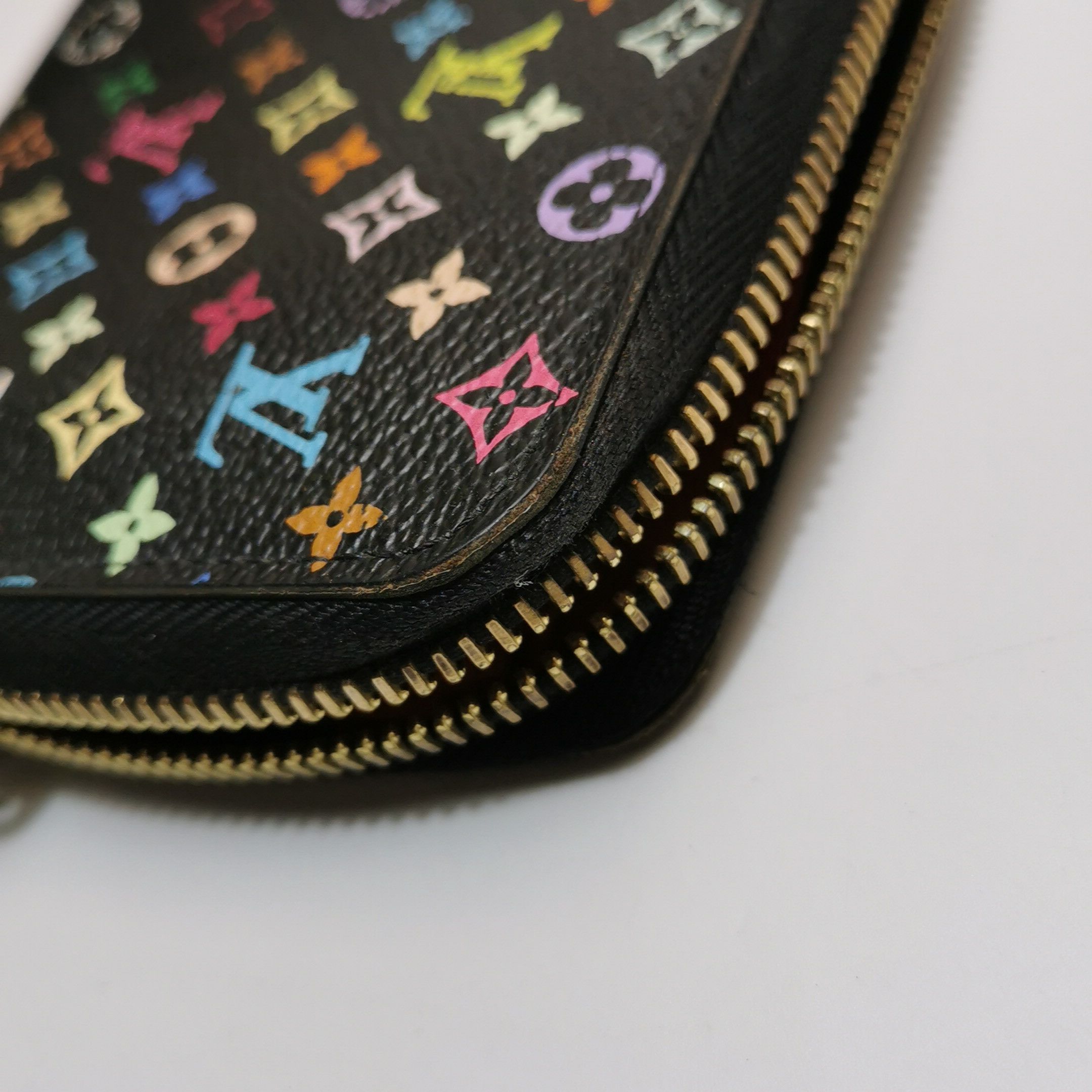 Louis Vuitton Louis Vuitton (LV) Zippy Black Tricolor Zip Around Wallet - Size ONE SIZE - 8 Thumbnail