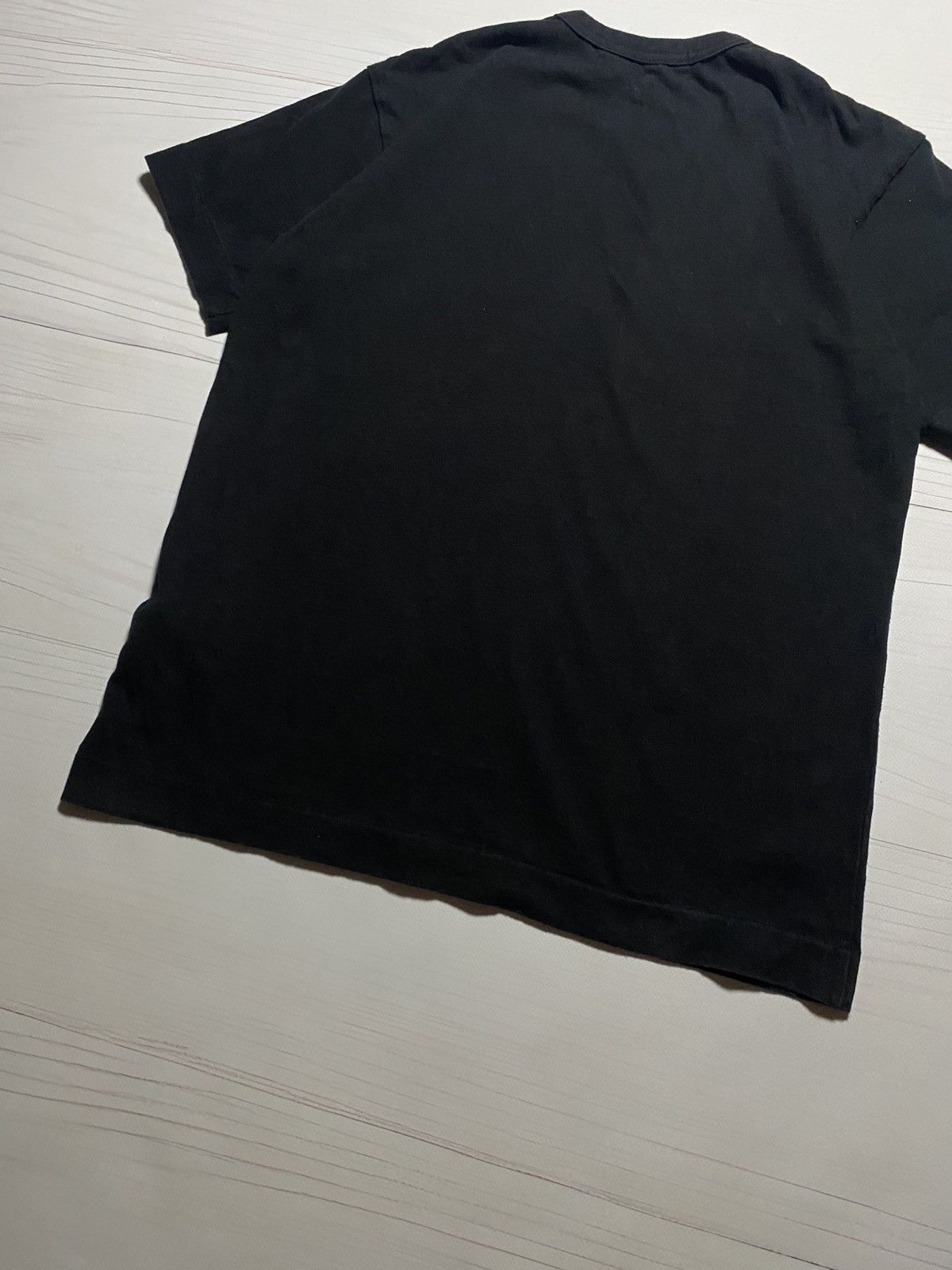 Comme des Garcons PLAY Comme Des Garcons Play Black Invertded Heart Outlin t shirt Size US M / EU 48-50 / 2 - 14 Thumbnail