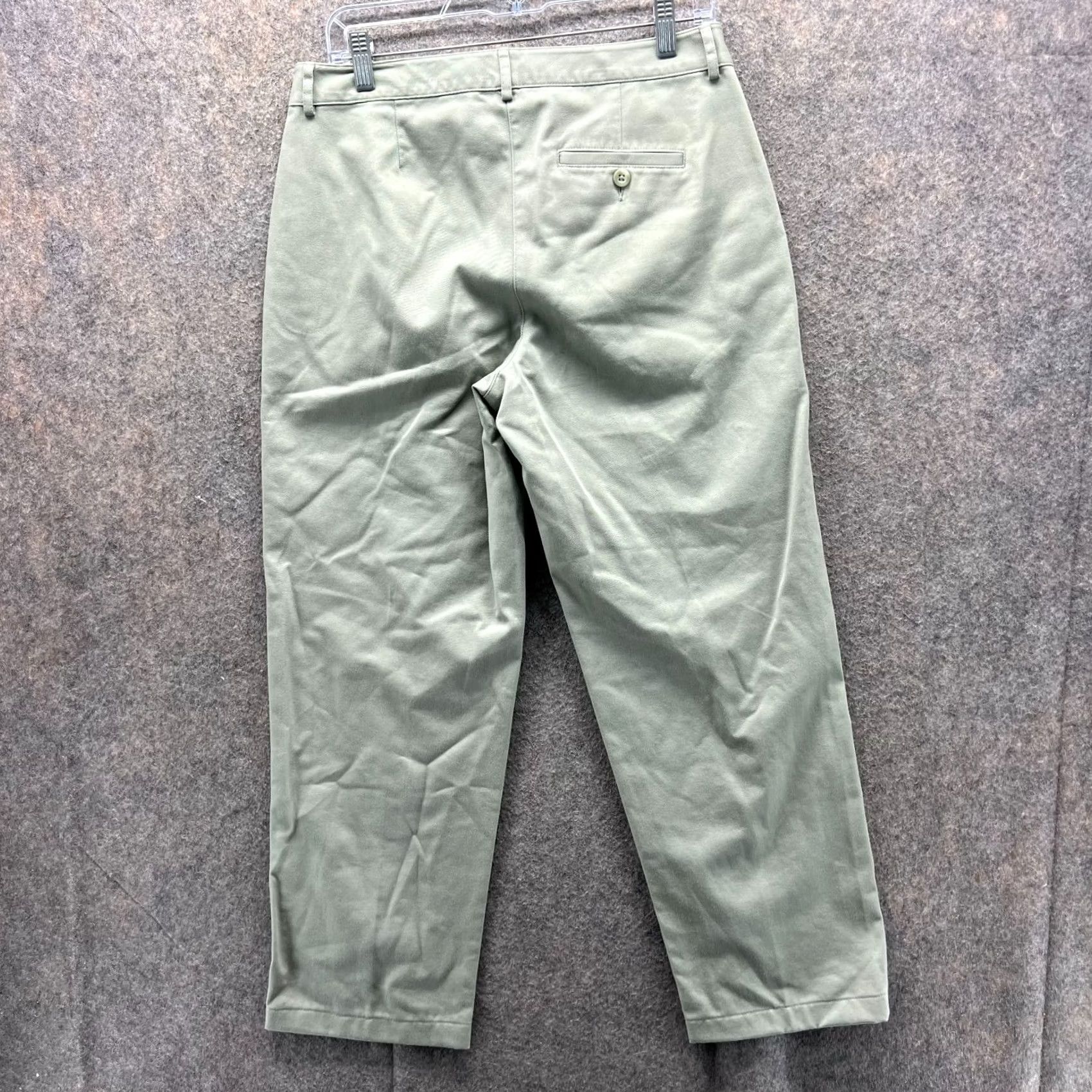 Vintage LL Bean Pants Women 6 Regular Green Chino Flat Front 28 Inseam Button Pockets Casual Spring Summer Fall Winter Old? Size 28" / US 6 / IT 42 - 2 Thumbnail