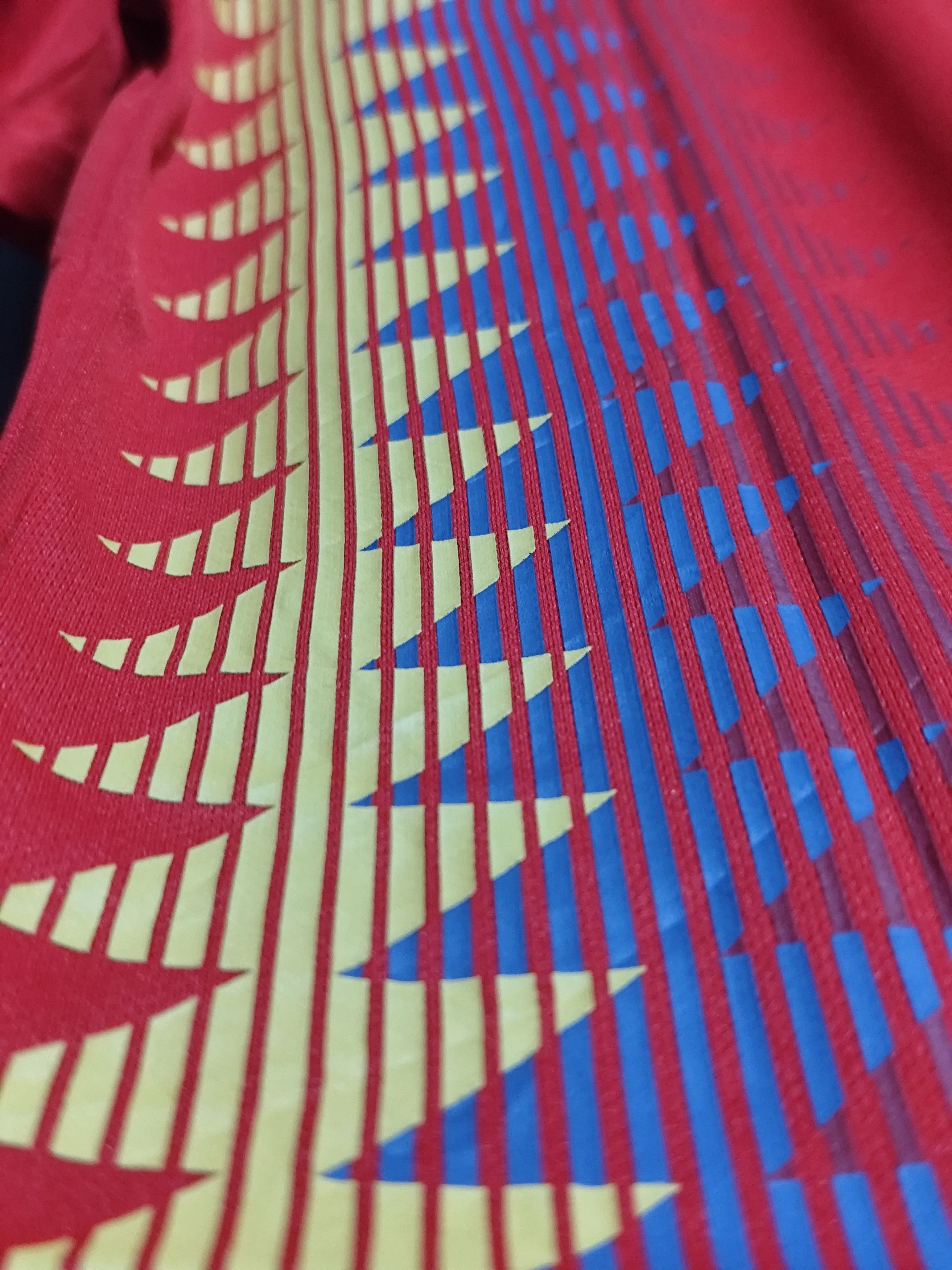 Adidas Adidas x Spain #15 Ramos World Cup 2018 Home Jersey Size US L / EU 52-54 / 3 - 11 Thumbnail