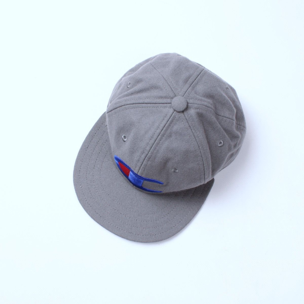 Champion × Vintage CHAMPION Big Logo Wool Blend Gray Cap Snapback Size ONE SIZE - 3 Thumbnail