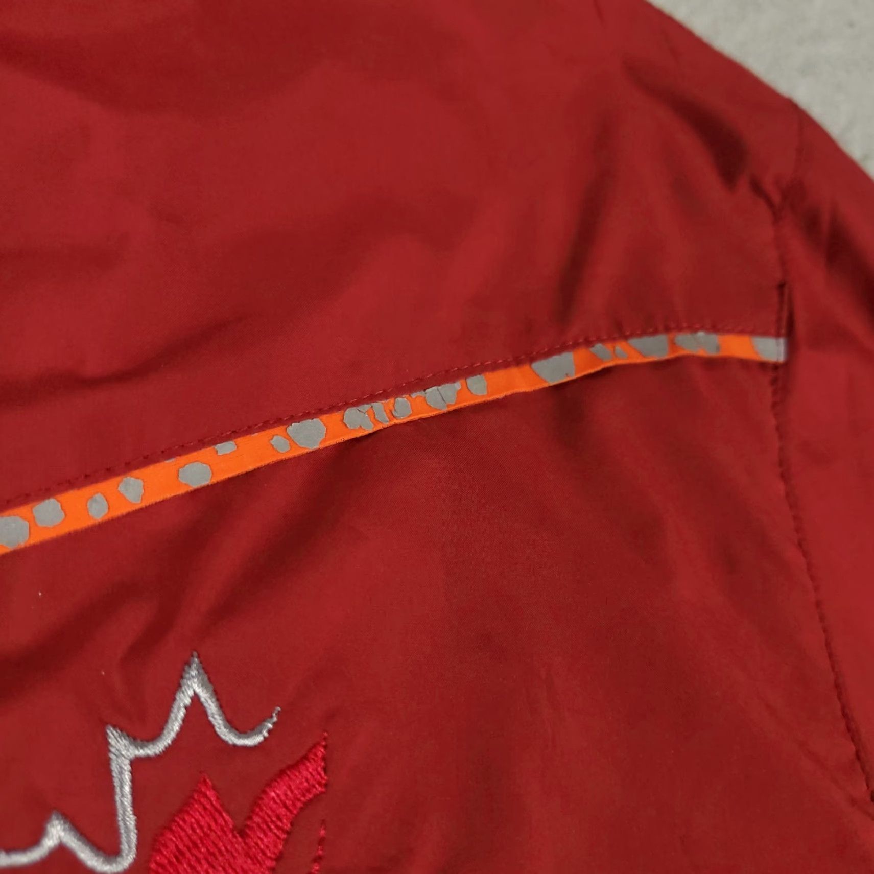 Vintage Sunice Jacket Mens M Red Windbreaker Short Sleeve Pullover Jacket Outdoor Athletic Activewear General Sports 90s? Size US M / EU 48-50 / 2 - 3 Thumbnail