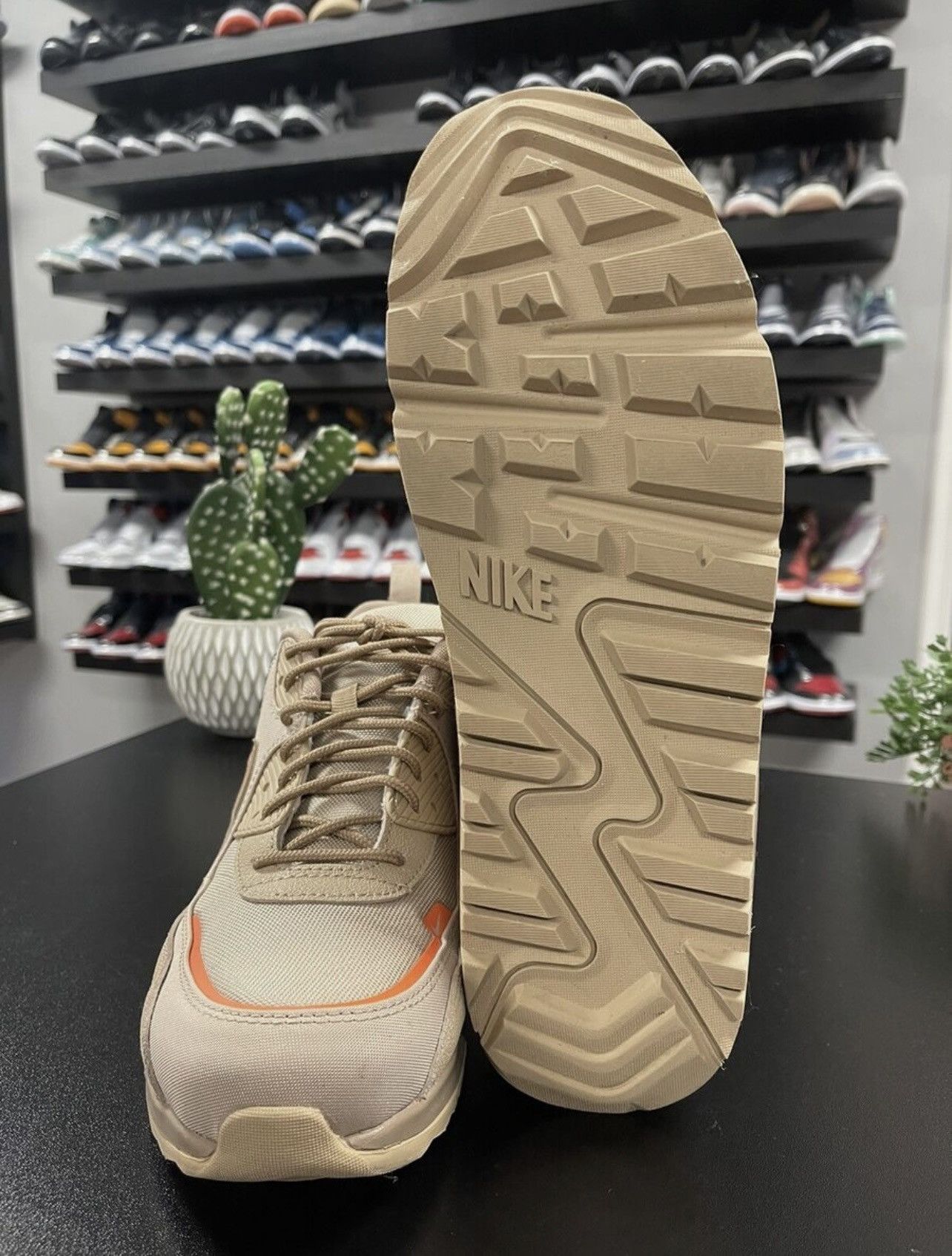 Nike Nike RARE air max 90 surplus desert khaki size 12.5 Size US 12.5 / EU 45-46 - 4 Thumbnail