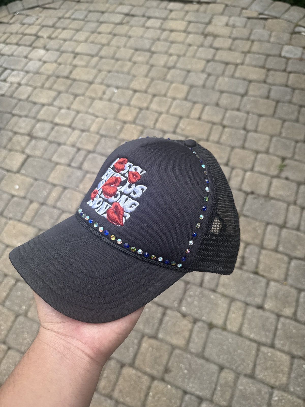 Other La ropa pussy builds strong bones hat Size ONE SIZE - 5 Thumbnail