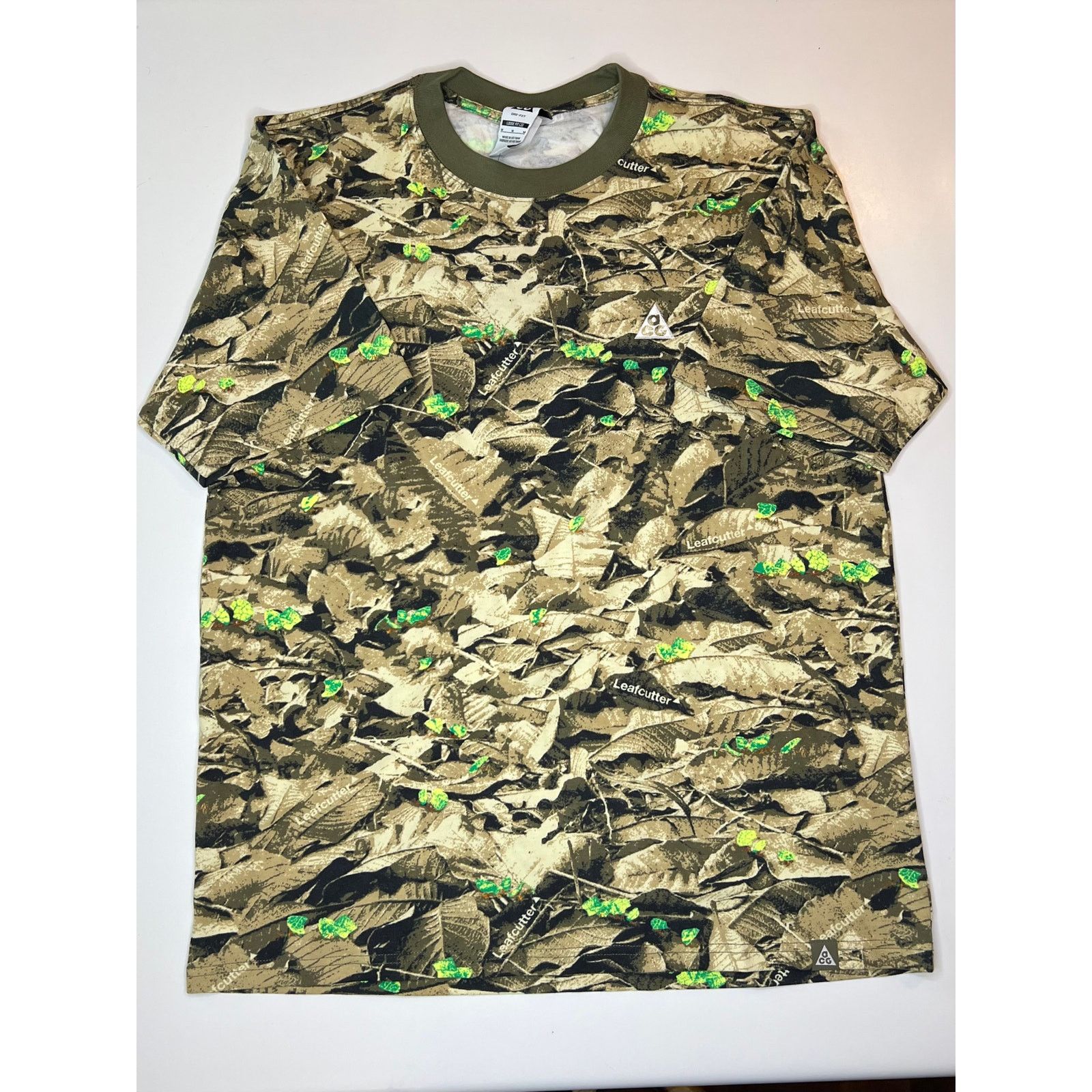 Nike Nike ACG Dri-Fit Camo Green Loose Fit Shirt Size US M / EU 48-50 / 2 - 1 Thumbnail
