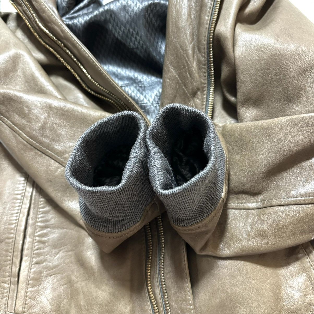 Dolce & Gabbana recent model Dolce & Gabbana hooded ZIP UP leather jacket Size US S / EU 44-46 / 1 - 25 Thumbnail