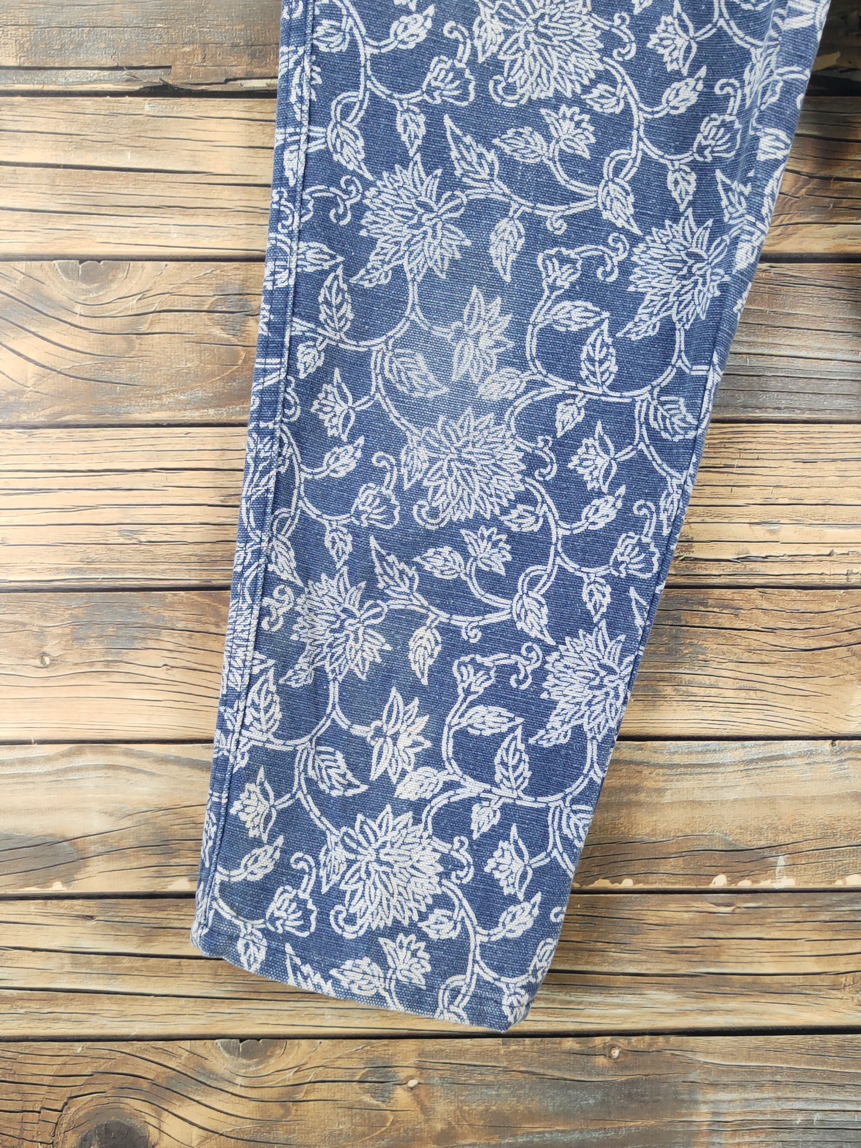 Japanese Brand Japan vintage art Blue Distressed Ripped denim Jeans #W1879 Size US 28 / EU 44 - 4 Thumbnail