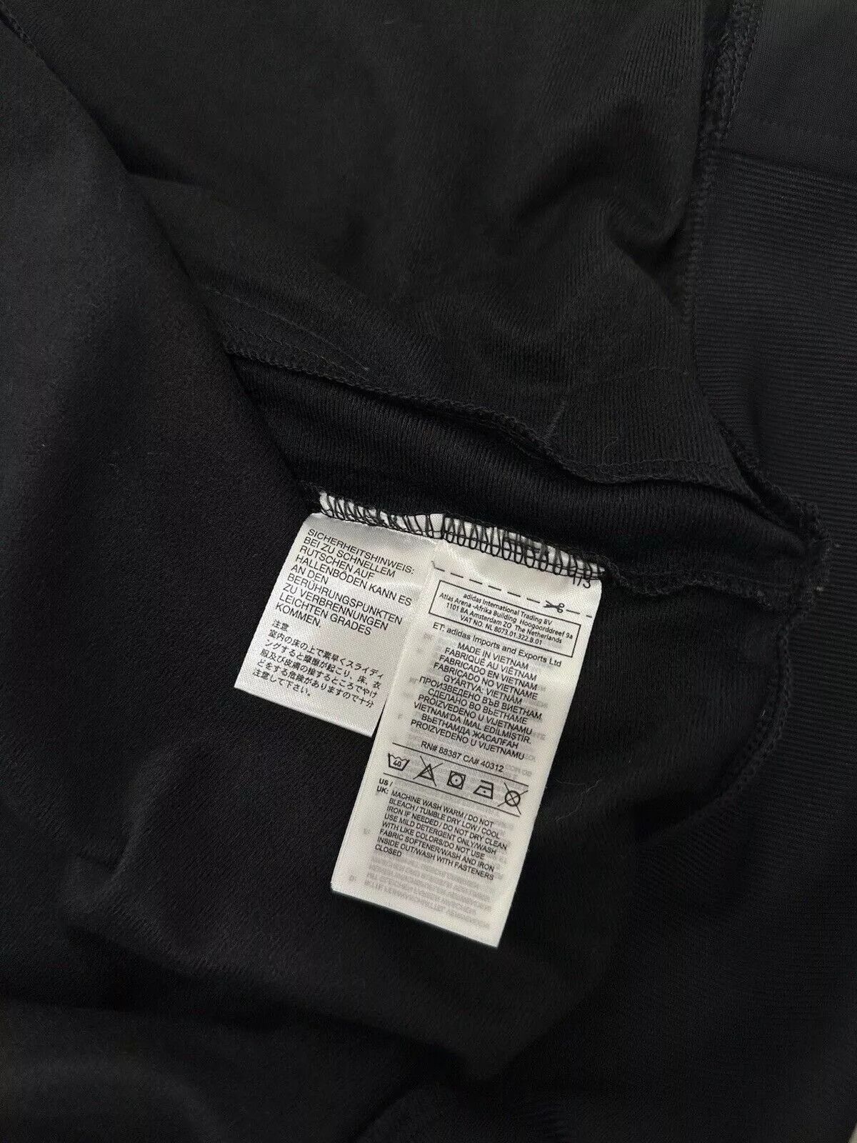 Adidas MANCHESTER UNITED 2018 2019 TRACK TRAINING JACKET FOOTBALL Size US S / EU 44-46 / 1 - 13 Thumbnail