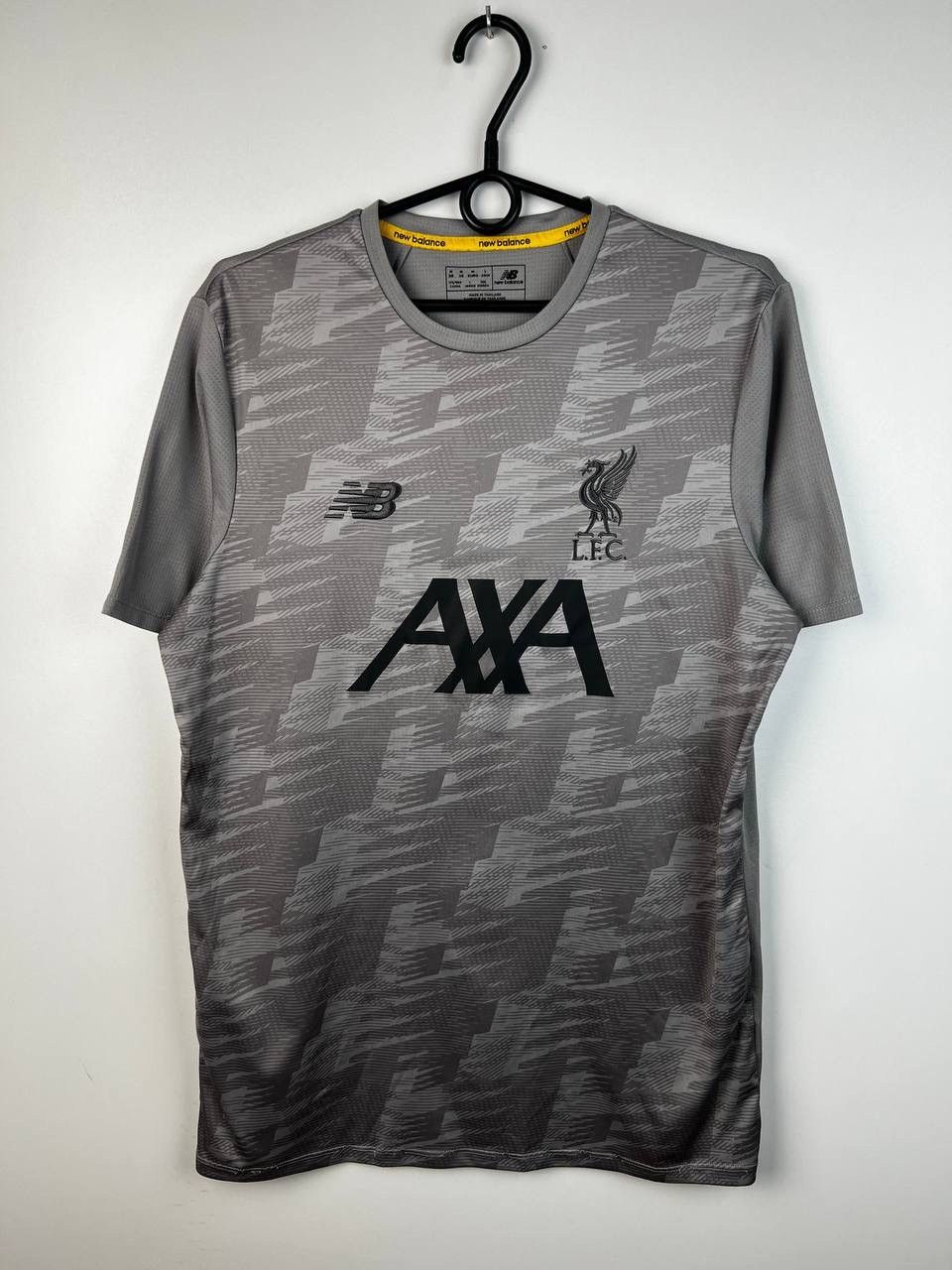 New Balance Liverpool New Balance Football t-shirts size M Size US M / EU 48-50 / 2 - 1 Thumbnail