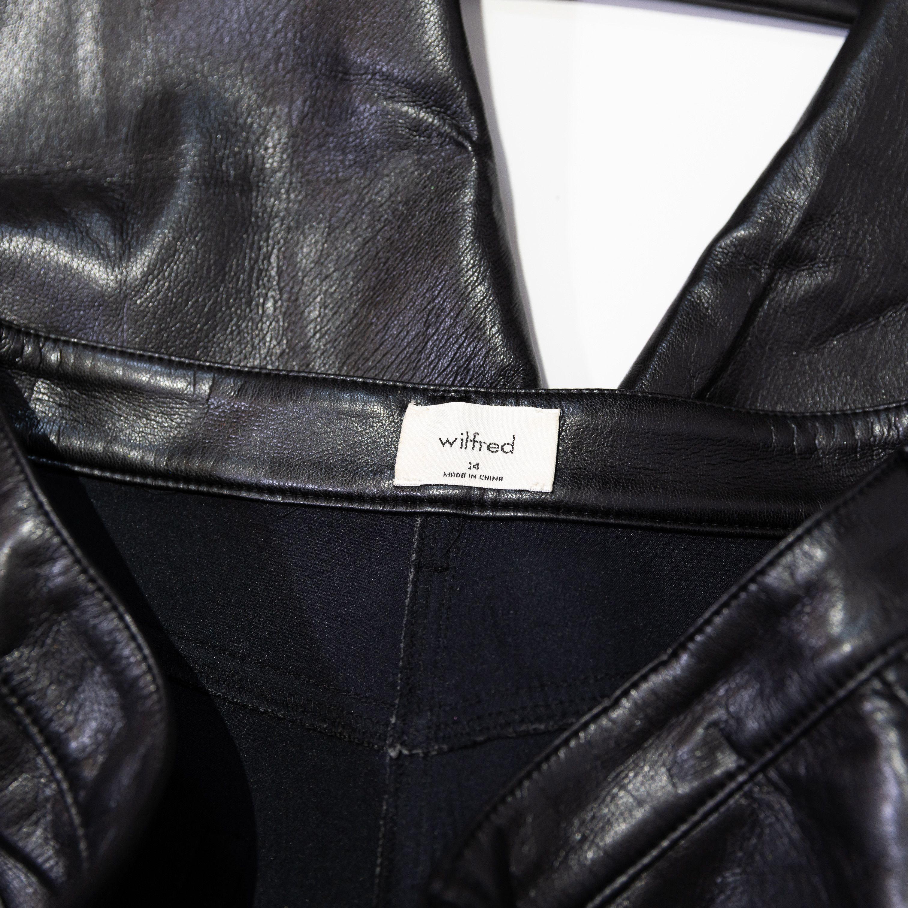 Aritzia Wilfred Aritzia The Melina Slim High Waisted Size 36" / US 14 / IT 50 - 2 Thumbnail