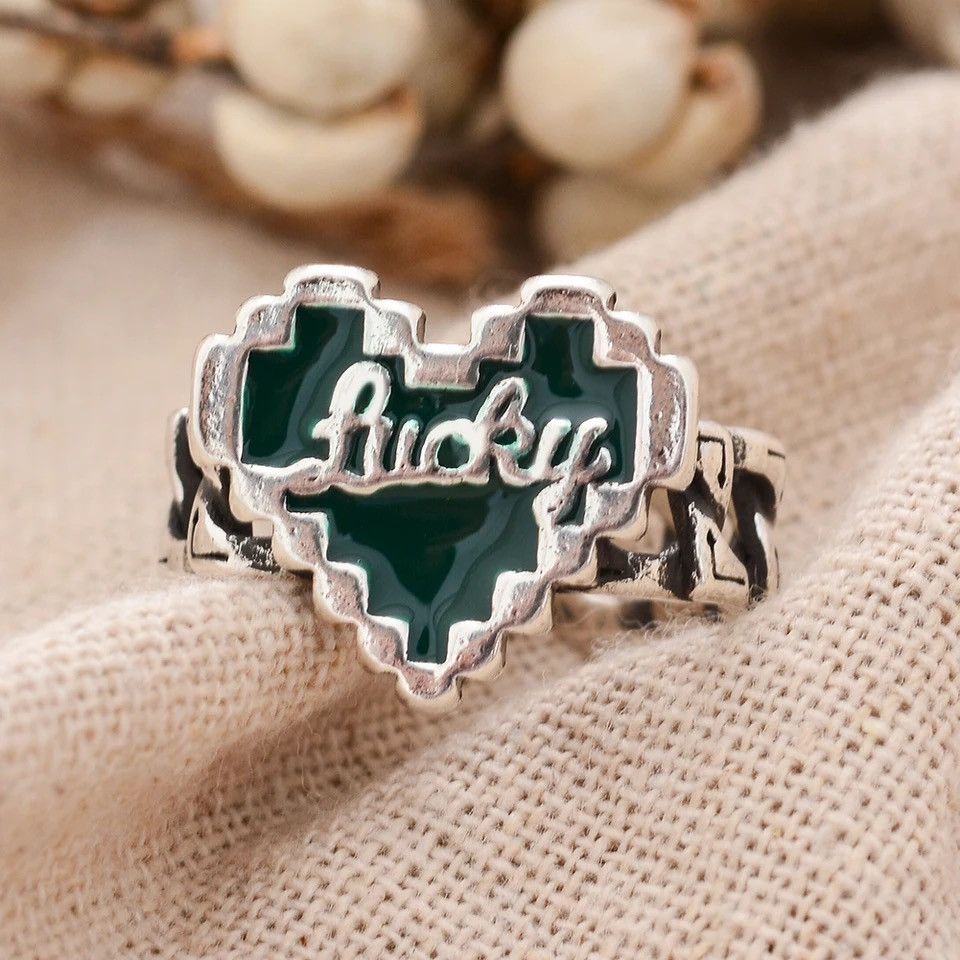 Jewelry × Vintage Romantic Mosaic Green Love Heart Lucky Letter Resin Ring Size ONE SIZE - 3 Thumbnail