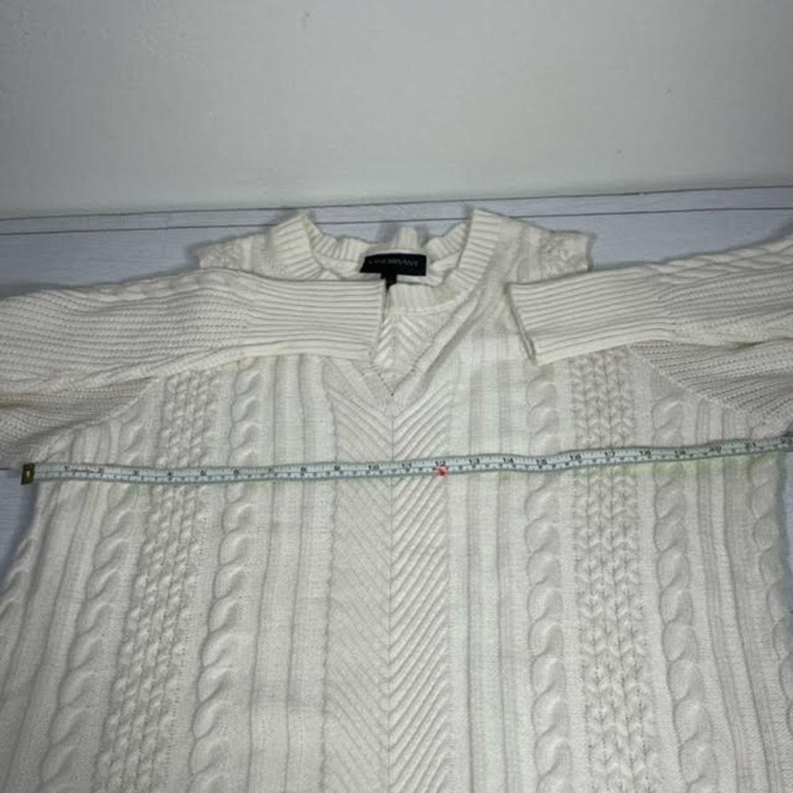 Other Lane Bryant White Cold Shoulder Knit Sweater Size 18/20 Size XXL / US 16-18 / IT 52-54 - 9 Thumbnail