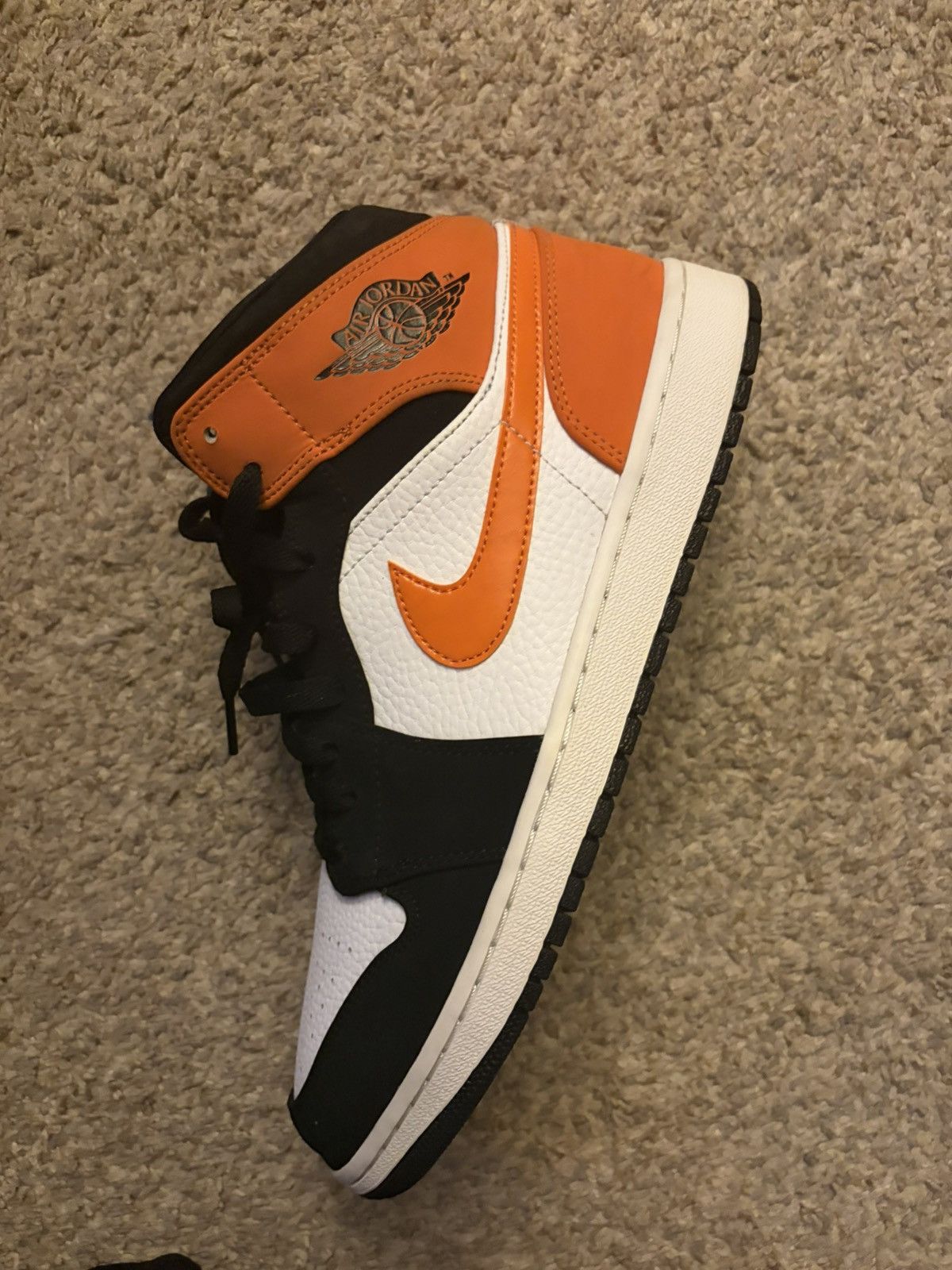 Air jordan 1 shattered backboard