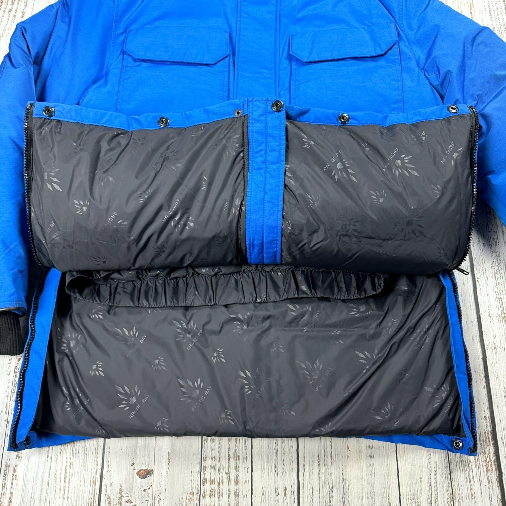 Vintage Arctic Bay Canada DOWN GOOSE NUNAVUT PARKA LARGE L WARM royal blue MSRP ,350 Size US L / EU 52-54 / 3 - 7 Thumbnail