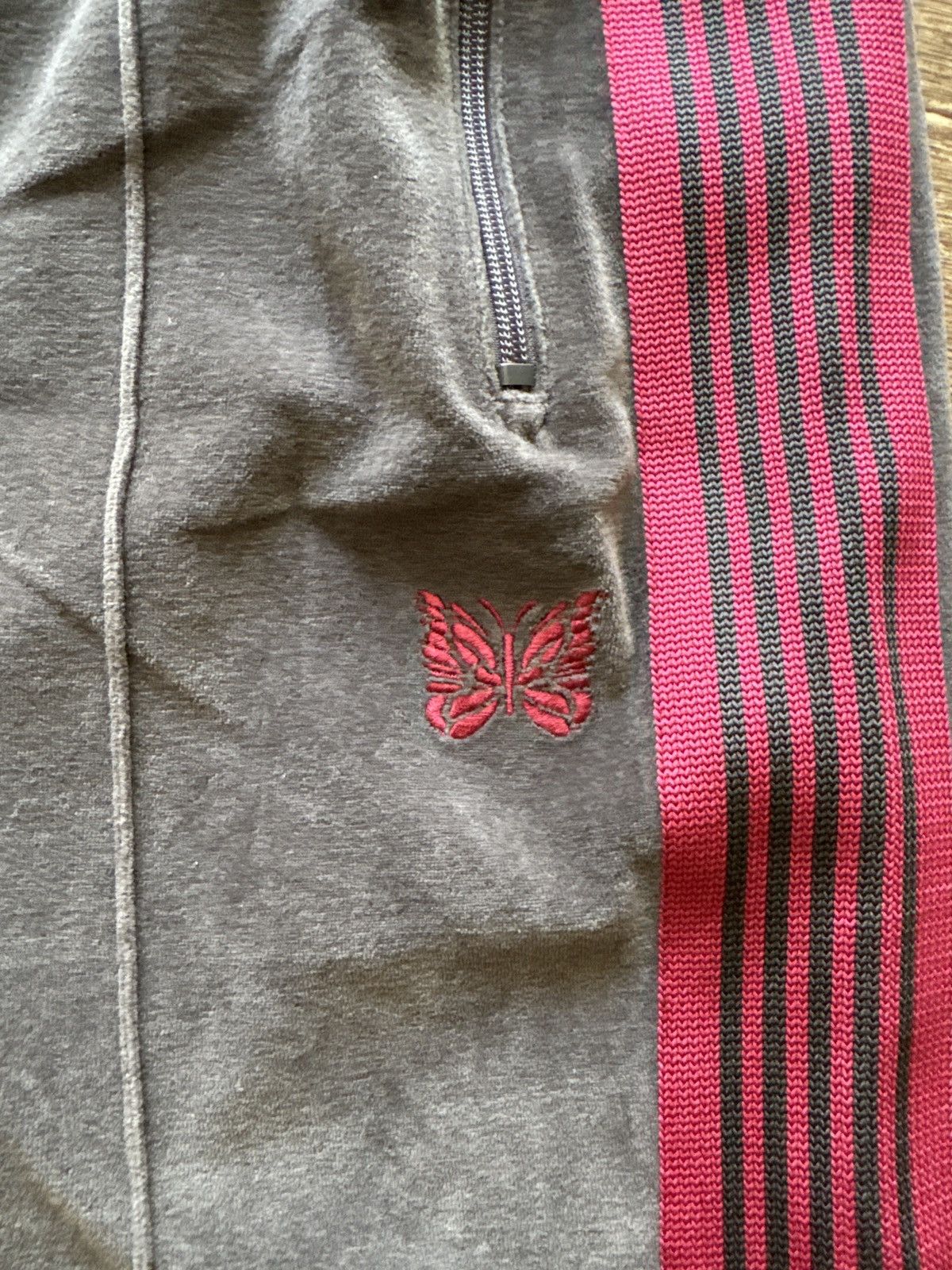 Needles NEEDLES Grey Embroidered Sweatpant Size US 32 / EU 48 - 2 Thumbnail