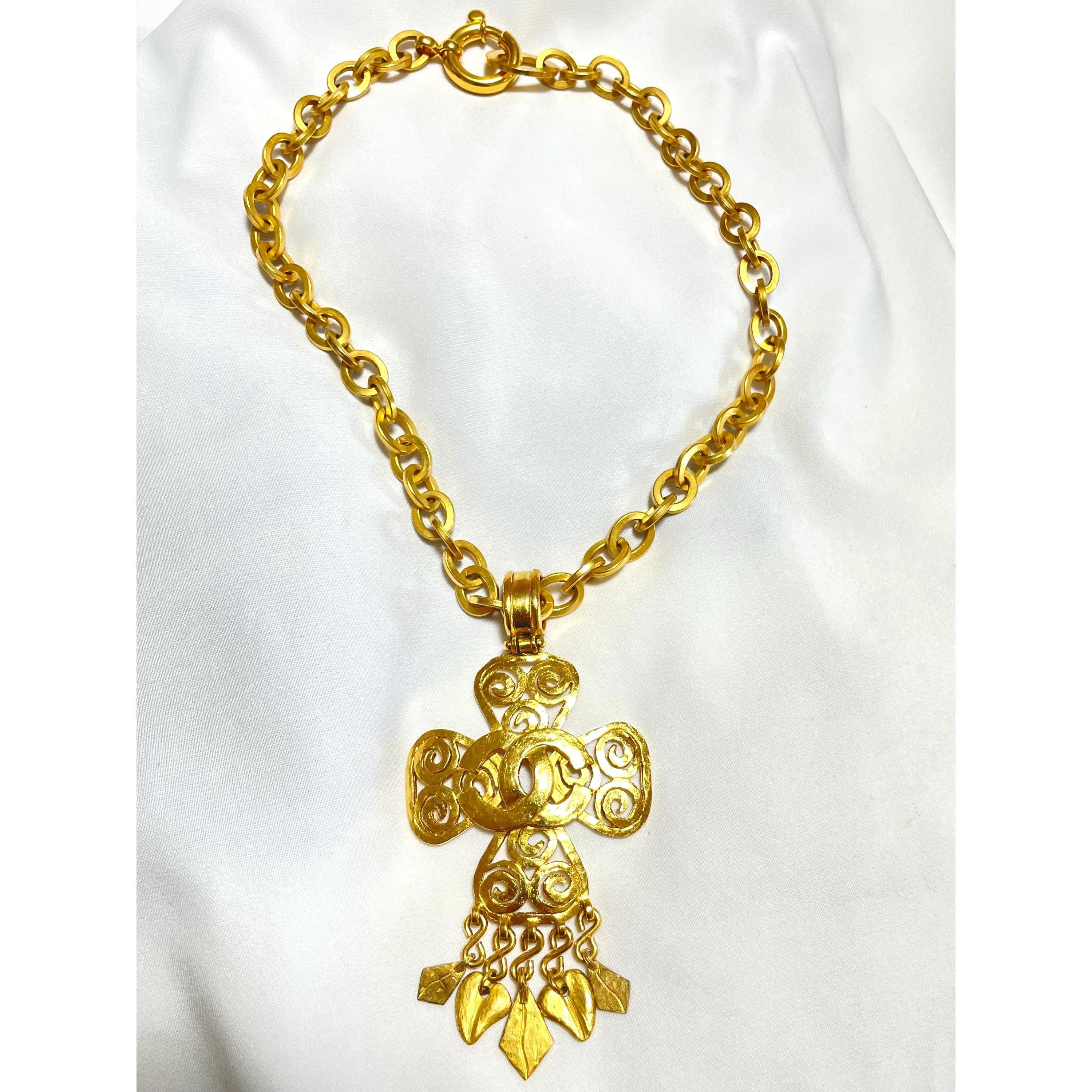 Chanel Vintage Chanel statement necklace with flower,clover top Size ONE SIZE - 2 Thumbnail