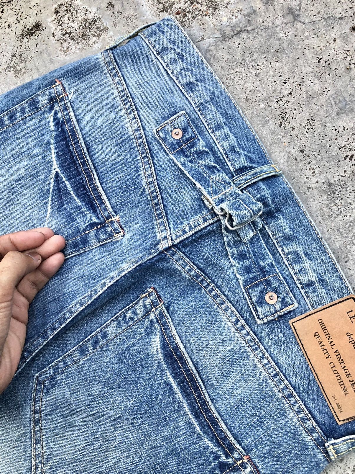 Japanese Brand BUCKLE BACK DISTRESSED DENIM BY L & CO Size US 29 - 7 Thumbnail