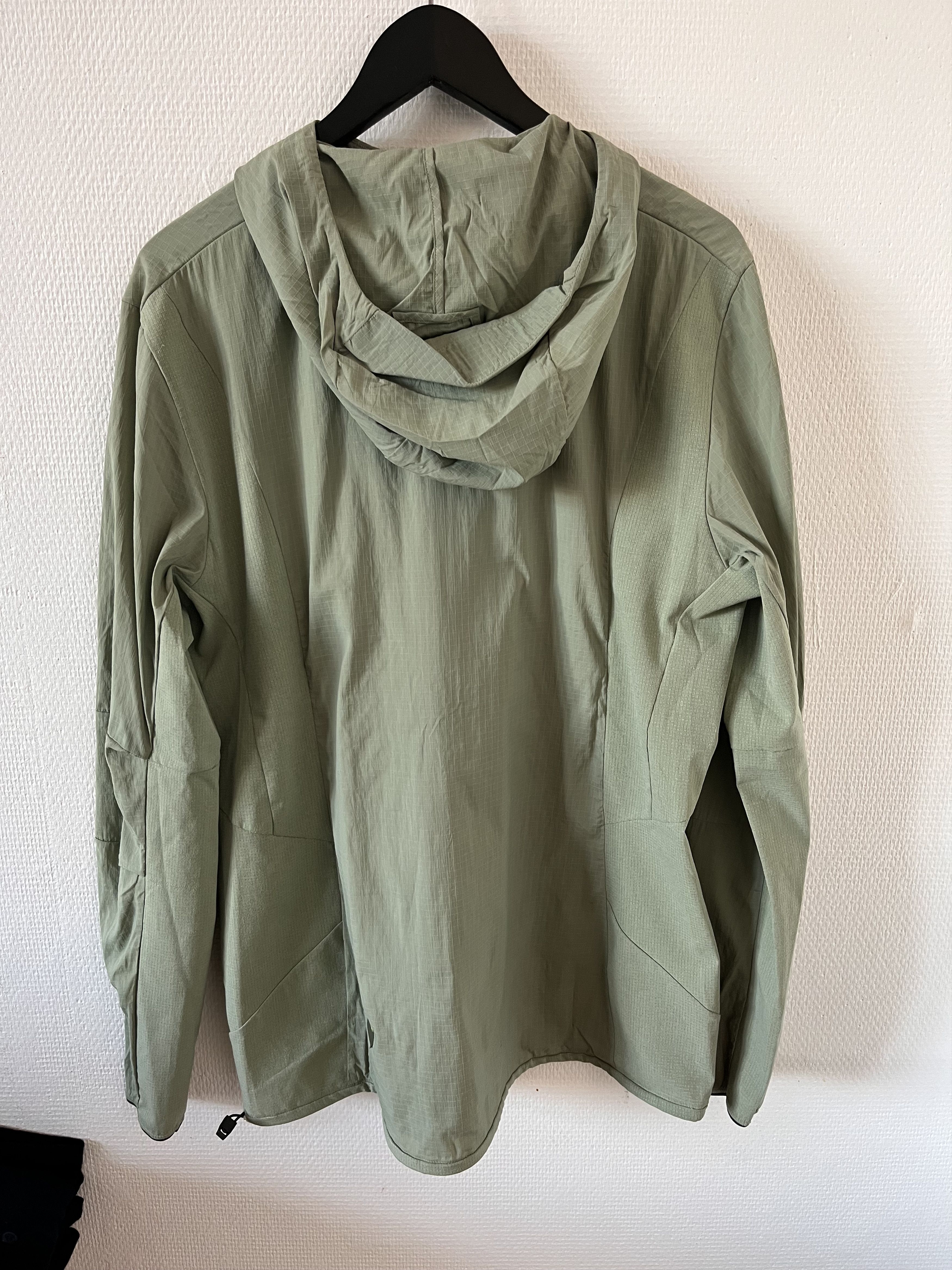 Lululemon Lululemon Green Hiking Performance Hoody Size US M / EU 48-50 / 2 - 2 Thumbnail