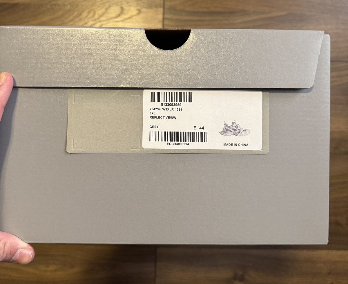 Balenciaga Balenciaga 3XL Grey Sneakers Size US 11 / EU 44 - 13 Thumbnail