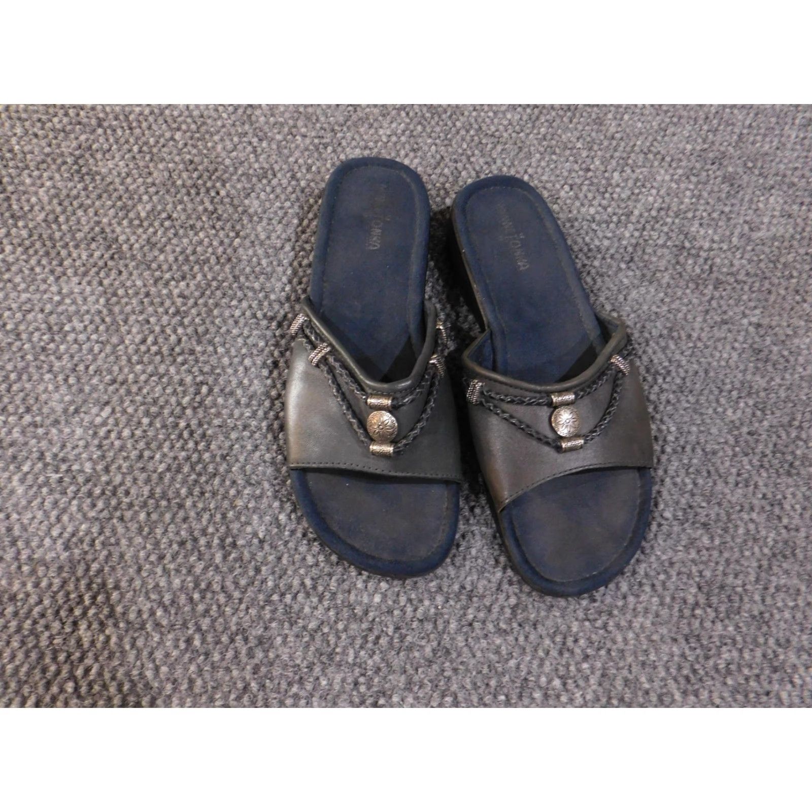 Minnetonka VINTAGE Minnetonka Sandals Womens Slide Sandal Navy 10 M Cushioned Slip On Wedge Braided Conchos Metal Medallion Size US 10 / IT 40 - 4 Thumbnail