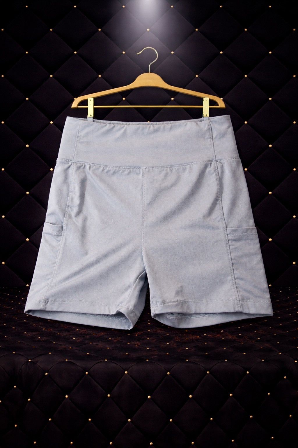 Other CREAM TAN FLAT FRONT CHINO SHORTS Size US 32 / EU 48 - 1 Preview