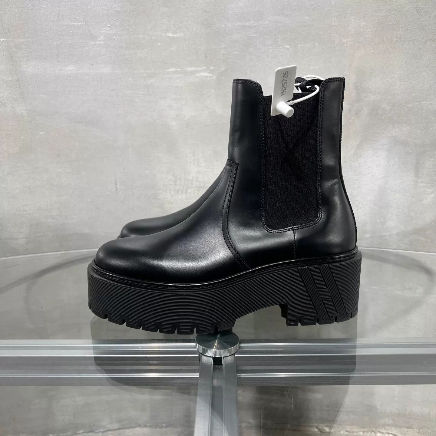 Hermes Hermes Harrow Leather Paneled Chelsea Boot 36 Size US 5.5 / IT 35.5 - 3 Thumbnail