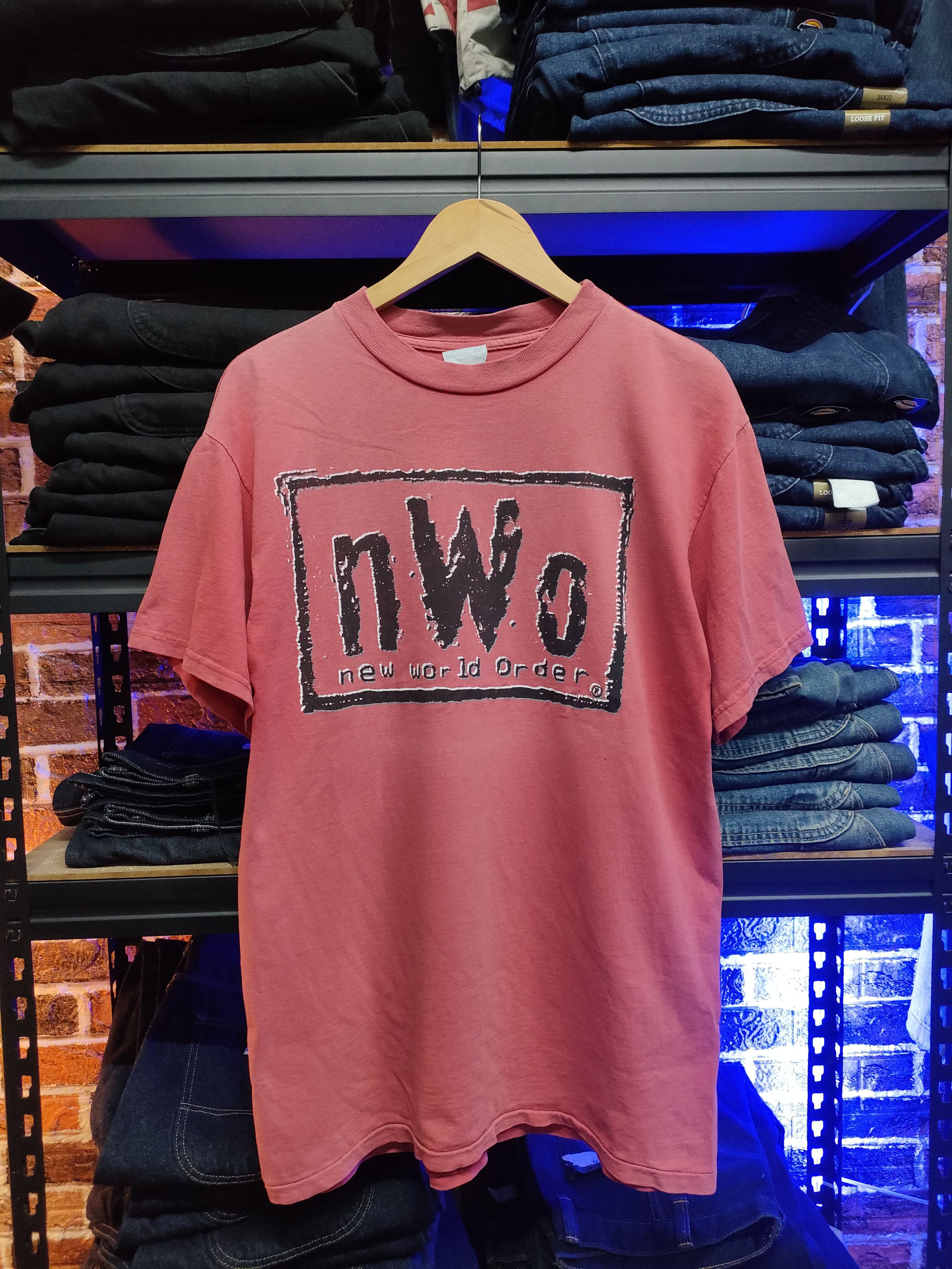 Vintage × WCW/nWo Vintage NWO Runnin With The PAC Size US L / EU 52-54 / 3 - 1 Thumbnail