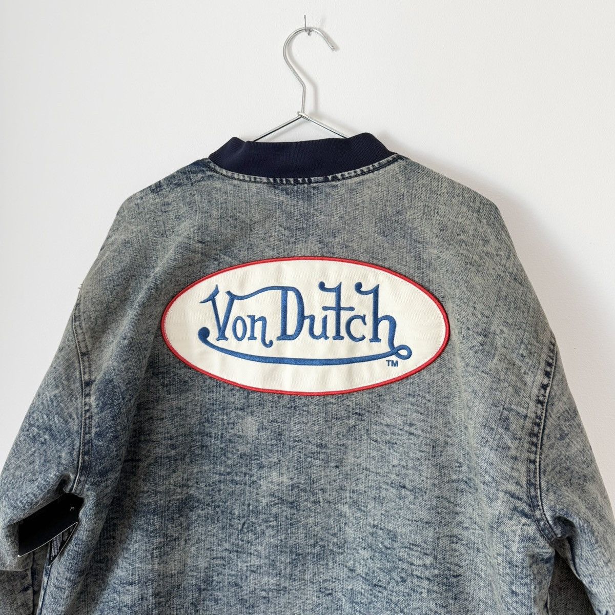 Von Dutch NWT Von Dutch Washed Denim Bomber Jacket Logo Patch Size US L / EU 52-54 / 3 - 10 Thumbnail