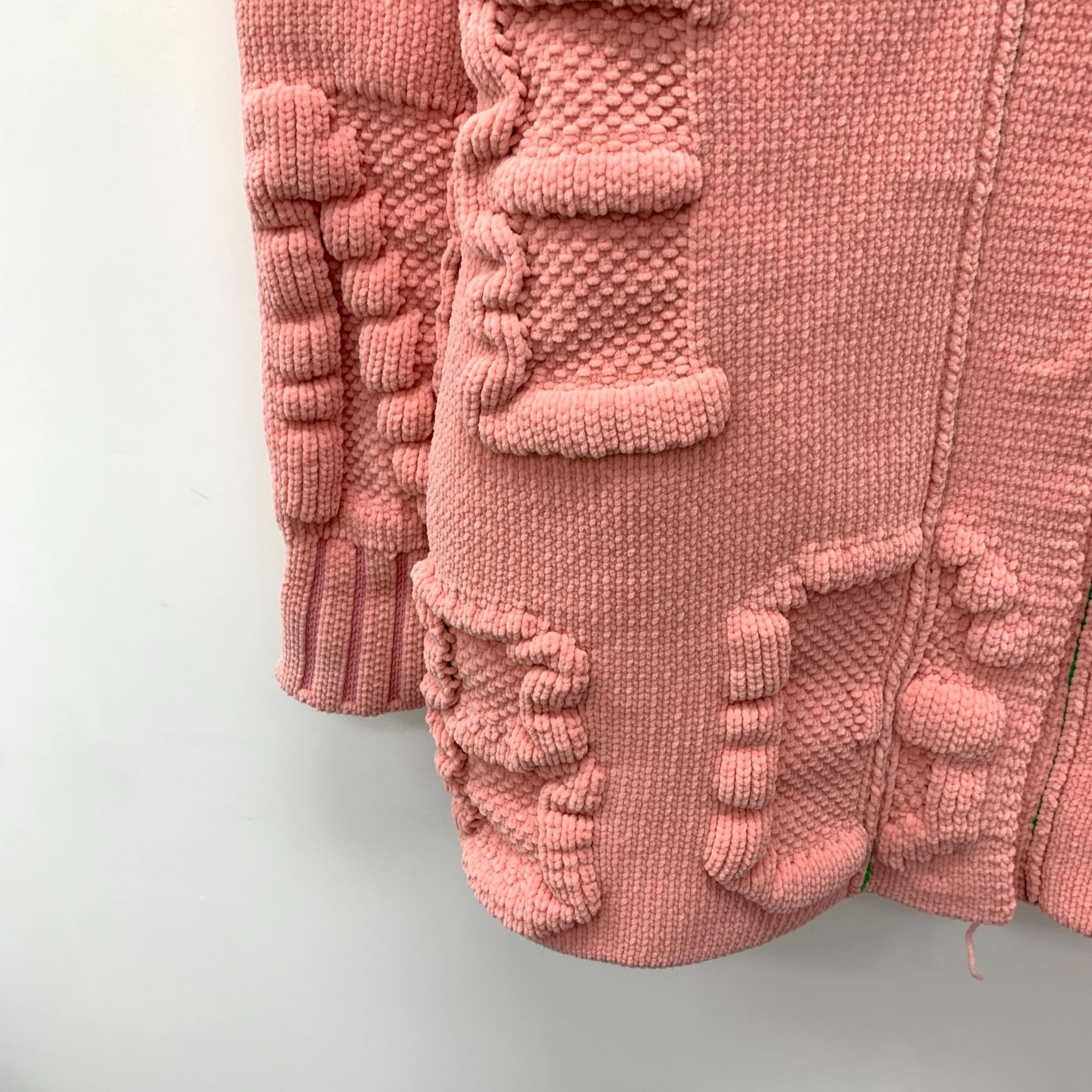 Bottega Veneta Bottega Veneta Pink Embossed Logo V-Neck Knit Cardigan (Size Size S / US 4 / IT 40 - 6 Thumbnail