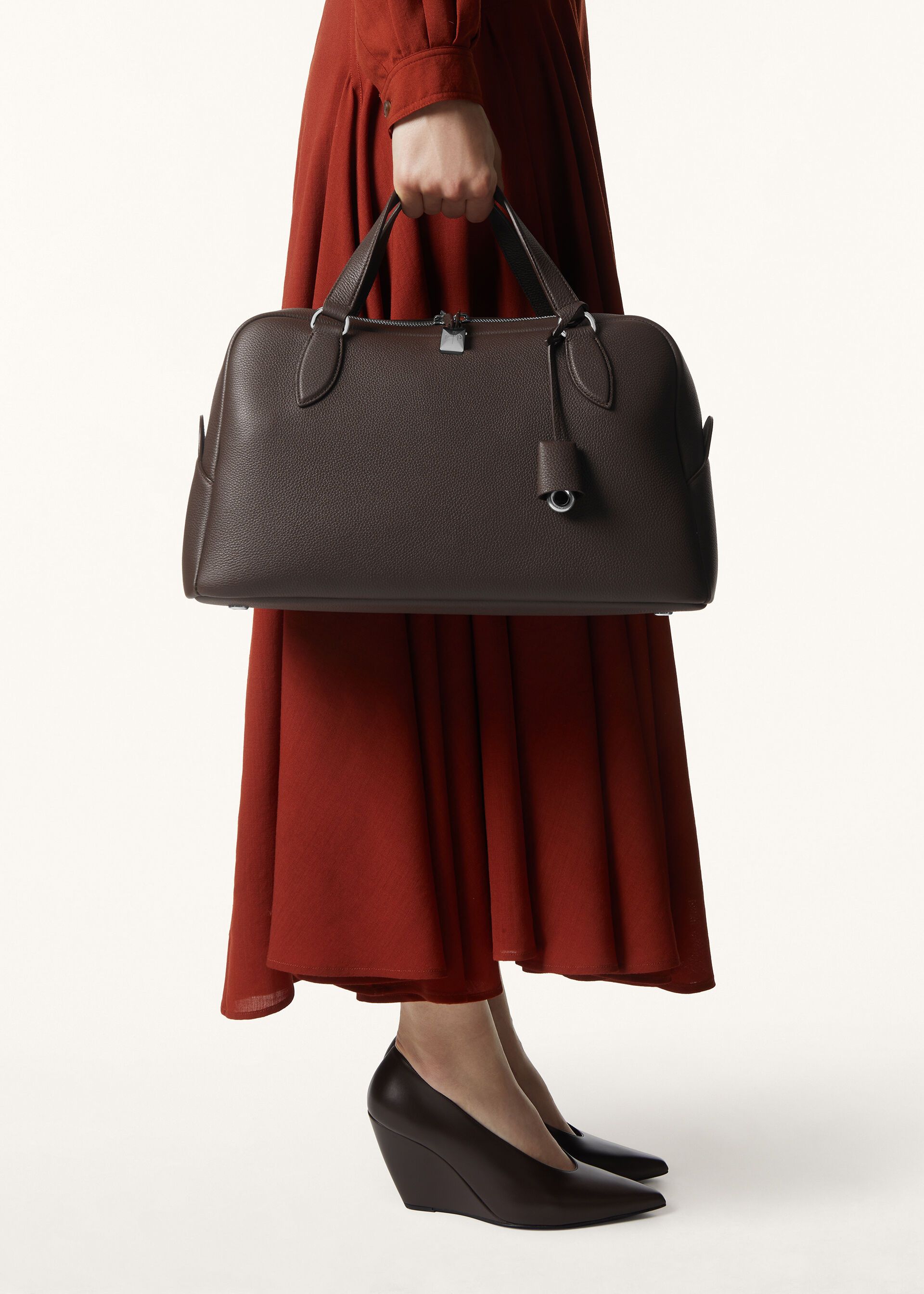 Loro Piana os11x0426 FLW0054 Size: OS / Medium Needle Bag Pecora Nera Size ONE SIZE - 8 Thumbnail