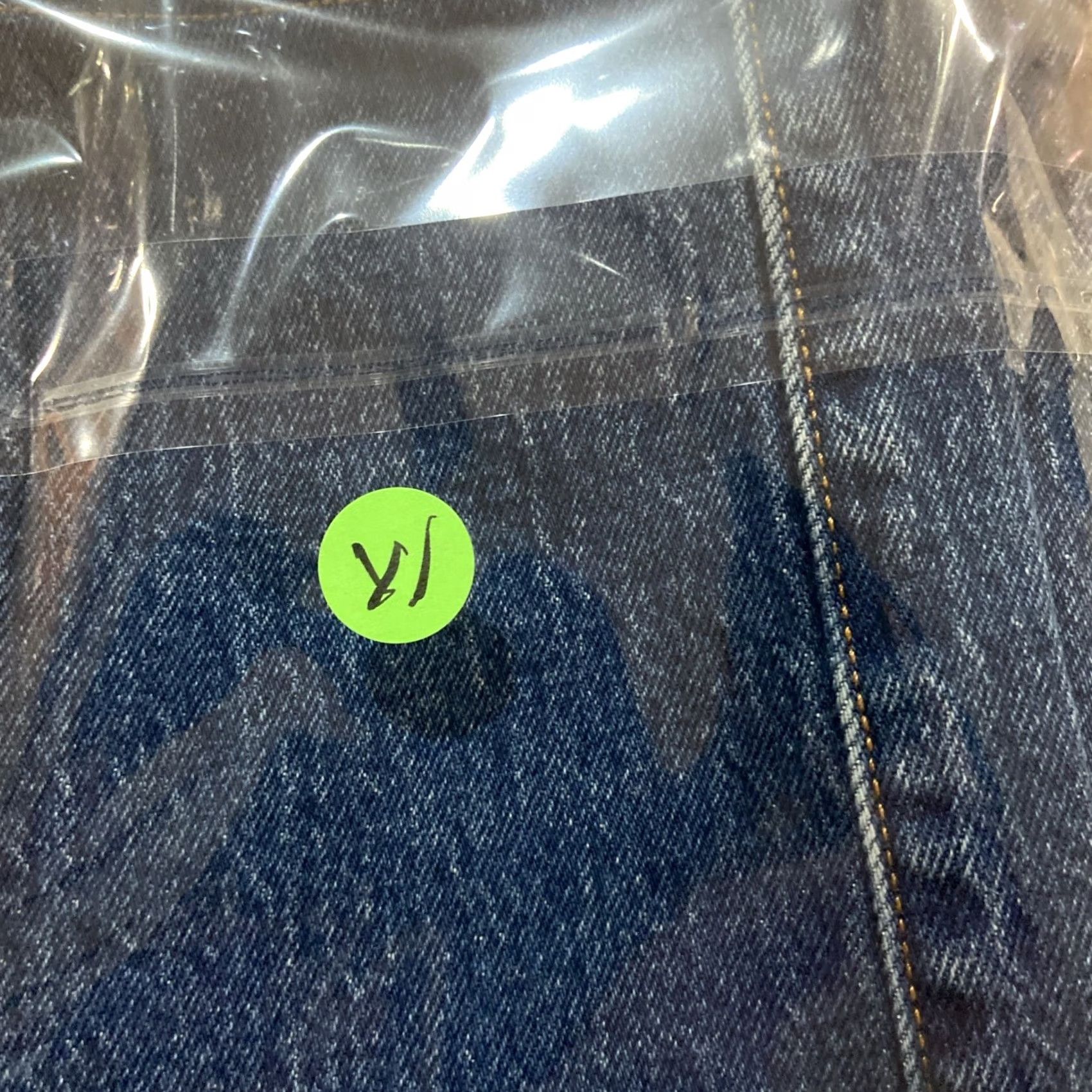 Levi's VINTAGE Levis 501 Jeans Mens 28x32 Blue Original Straight Button Fly Stretch Denim Pants Size US 28 / EU 44 - 8 Thumbnail