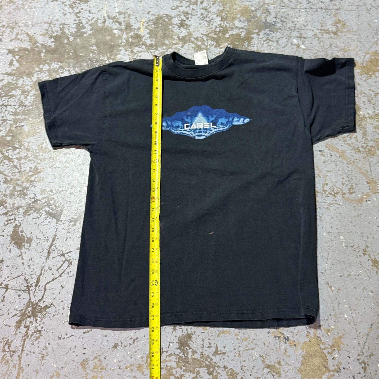Vintage Vintage Camel 2000 Tour Band Tee XL Size US XL / EU 56 / 4 - 7 Thumbnail
