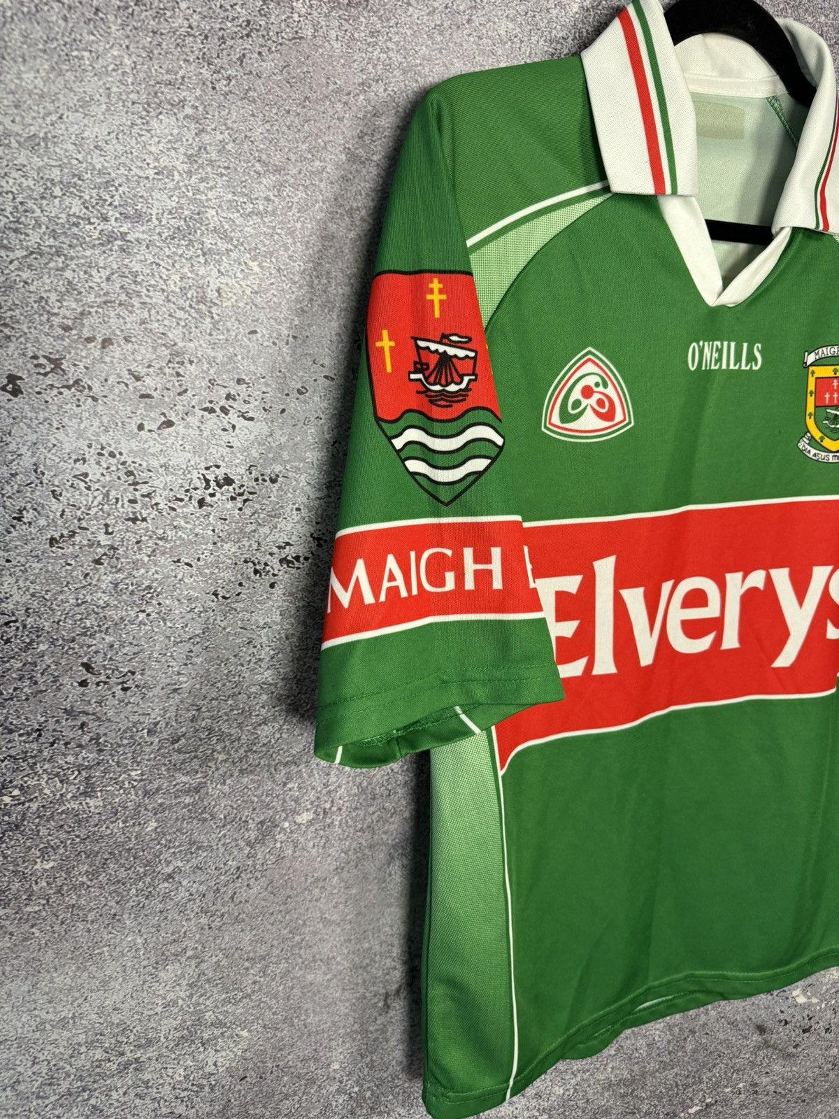 O'Neills × Vintage O’neills Maigh Eo Mayo GAA 2004 Home Top Jersey men’s Size US S / EU 44-46 / 1 - 5 Thumbnail