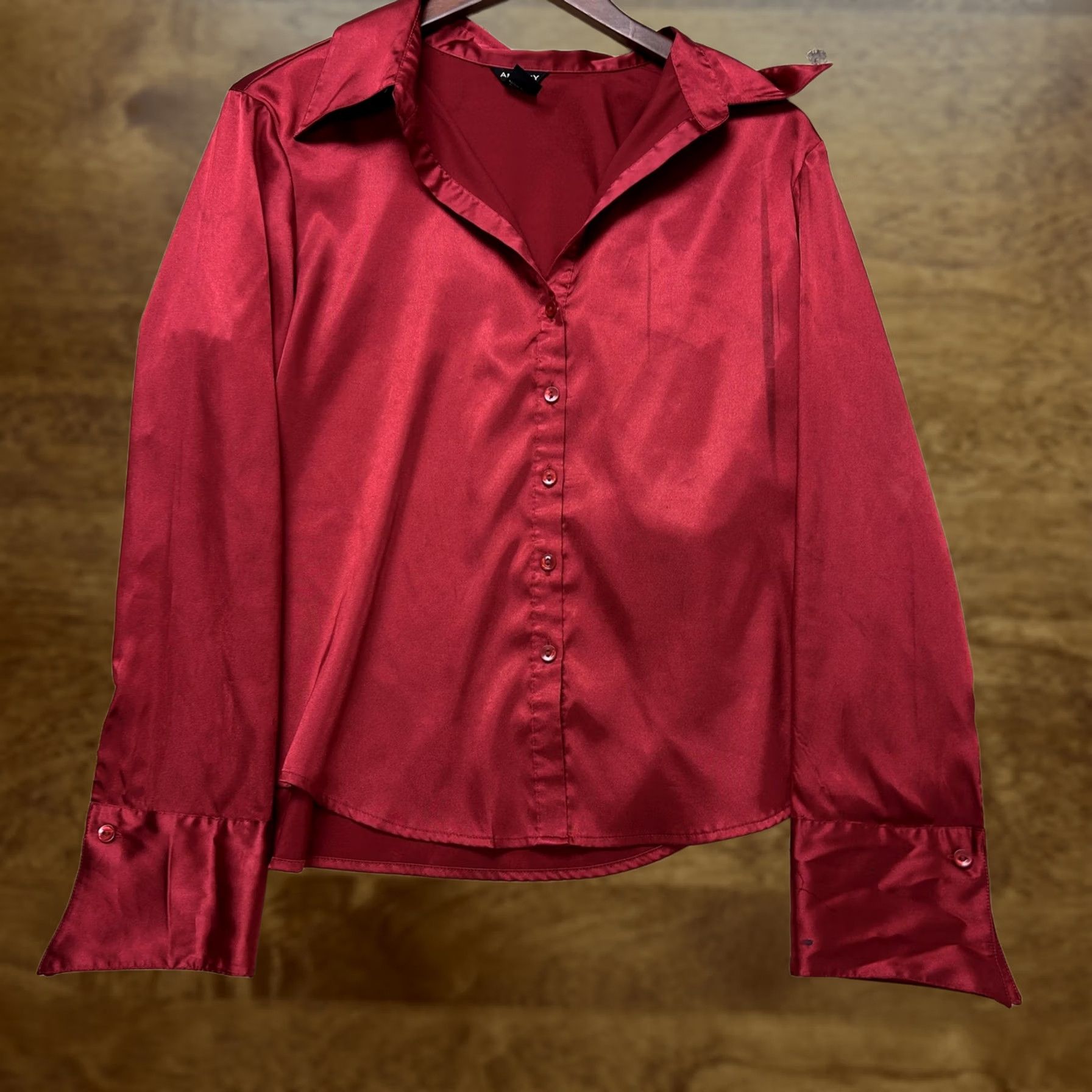 Vintage VINTAGE Anxiety Red Satin Button-Up Blouse Women XL Long Sleeve Collared Top Size XL / US 12-14 / IT 48-50 - 1 Thumbnail