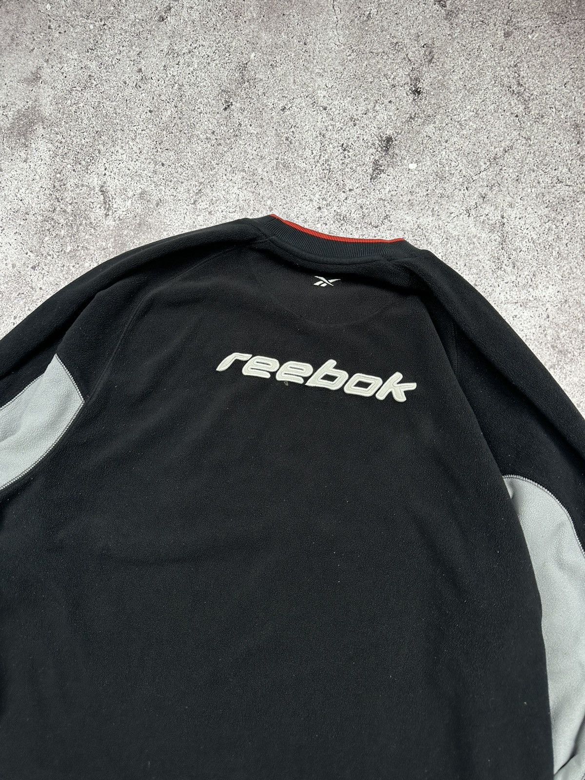 Reebok Vintage Reebok Liverpool 2000 Sweatshirt Fleece Y2K Blockore Size US L / EU 52-54 / 3 - 11 Thumbnail