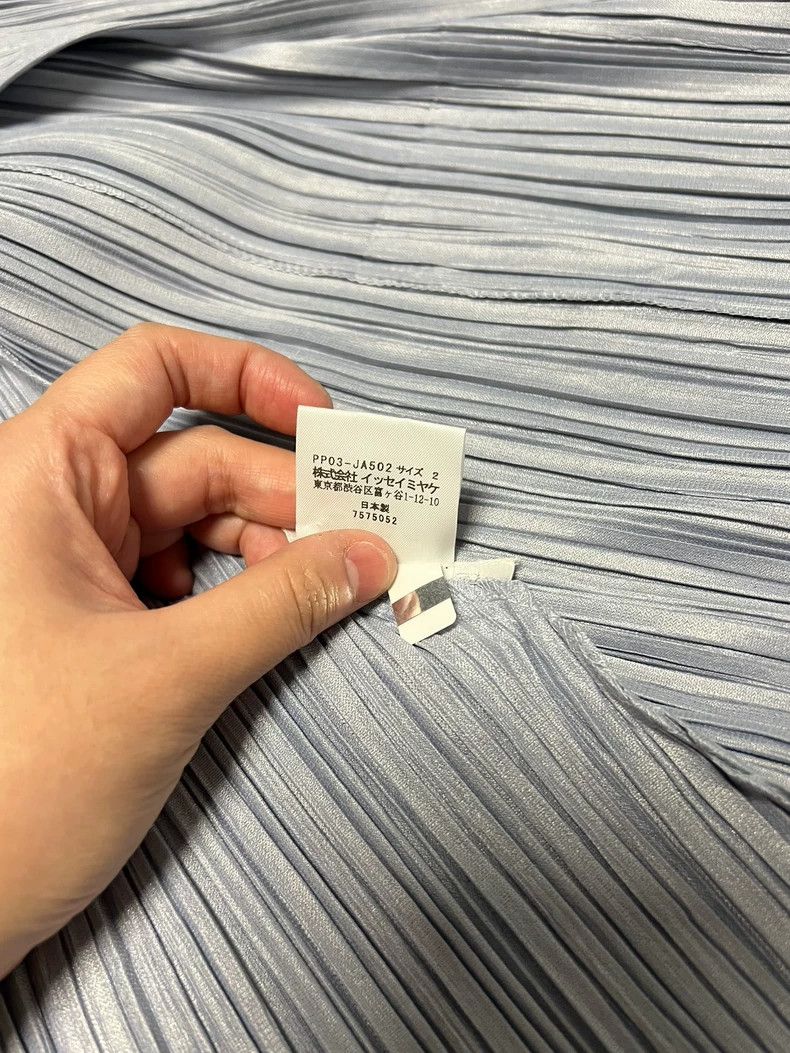 Issey Miyake Issey Miyake size:2 Light grey-blue short-sleeved shirt Size XS / US 0-2 / IT 36-38 - 3 Thumbnail