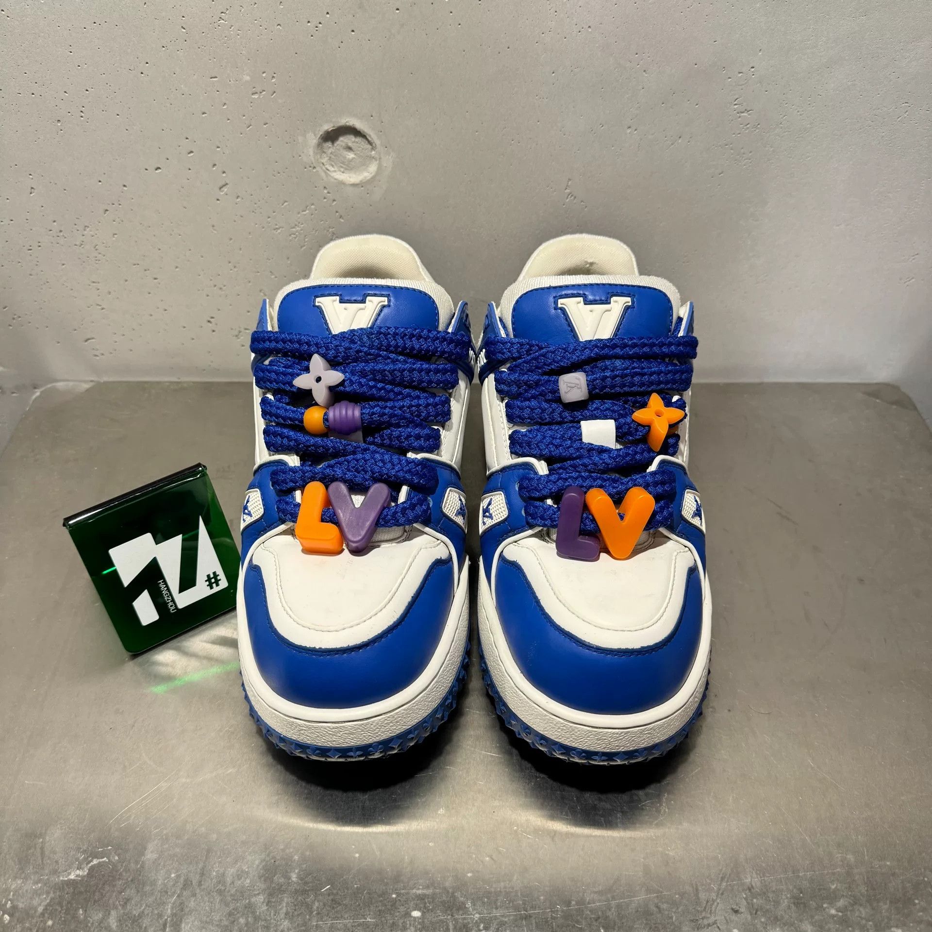 Louis Vuitton Louis Vuitton Training Blue Lowtop Sneakers 41 Men Size US 8.5 / EU 41-42 - 1 Thumbnail