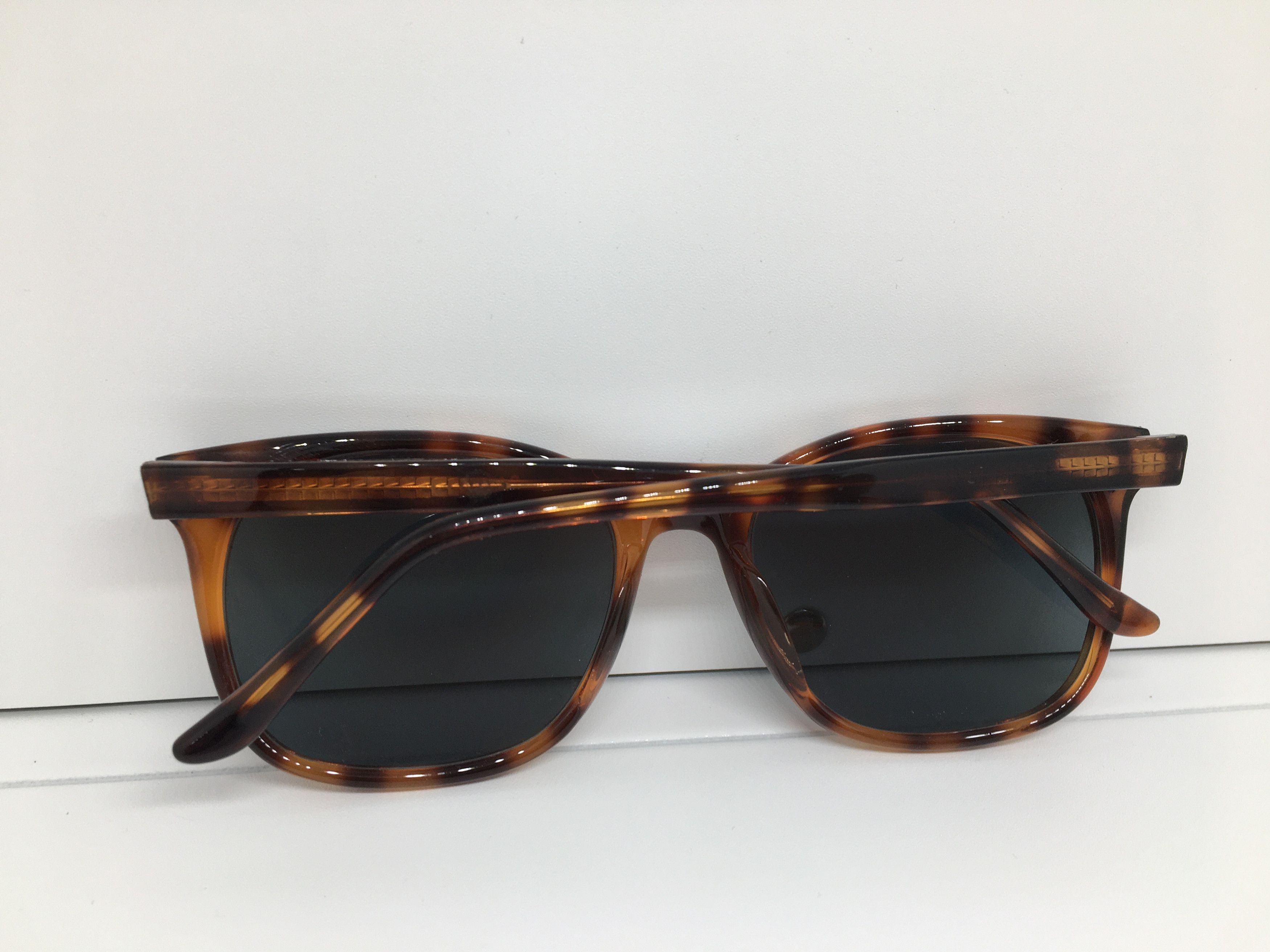 Vintage Vintage UOVO Tortoise Sunglasses Frame Size ONE SIZE - 9 Thumbnail