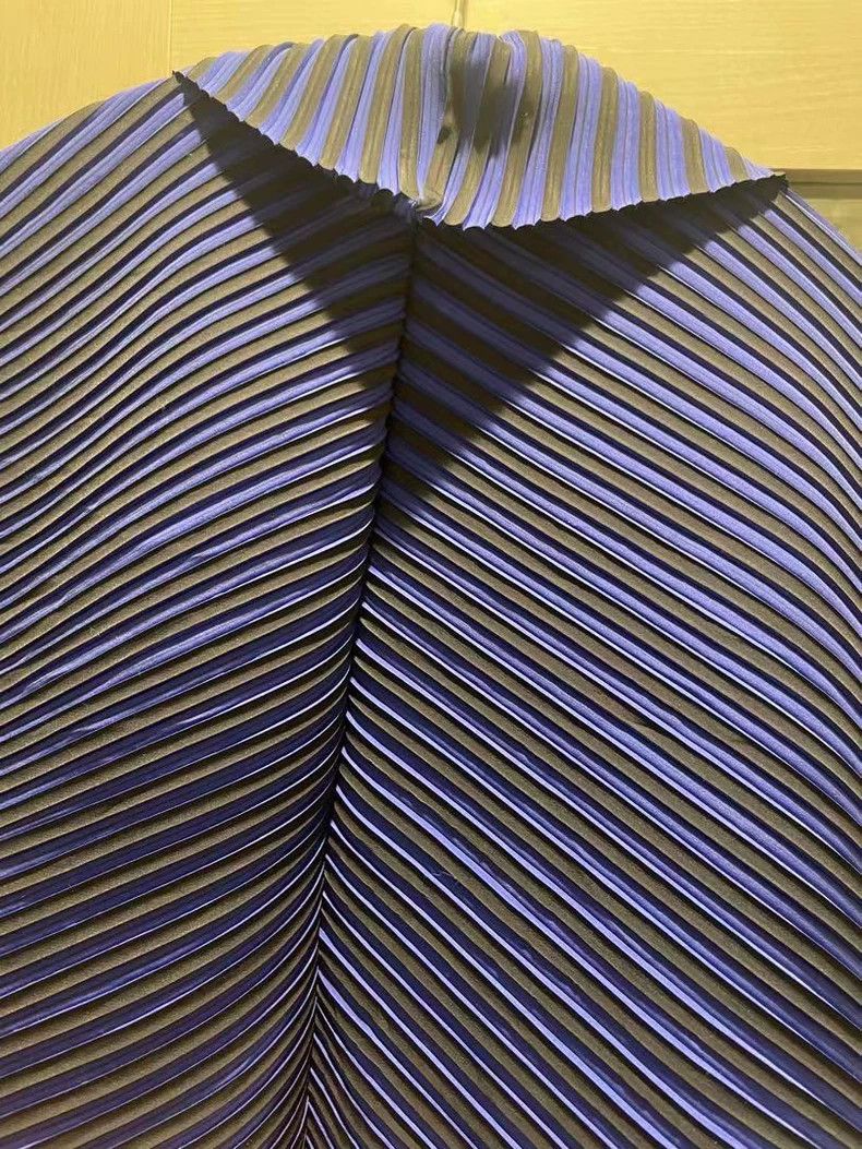 Issey Miyake Issey Miyake Dark blue main line horizontal striped irregu Size M / US 6-8 / IT 42-44 - 4 Thumbnail