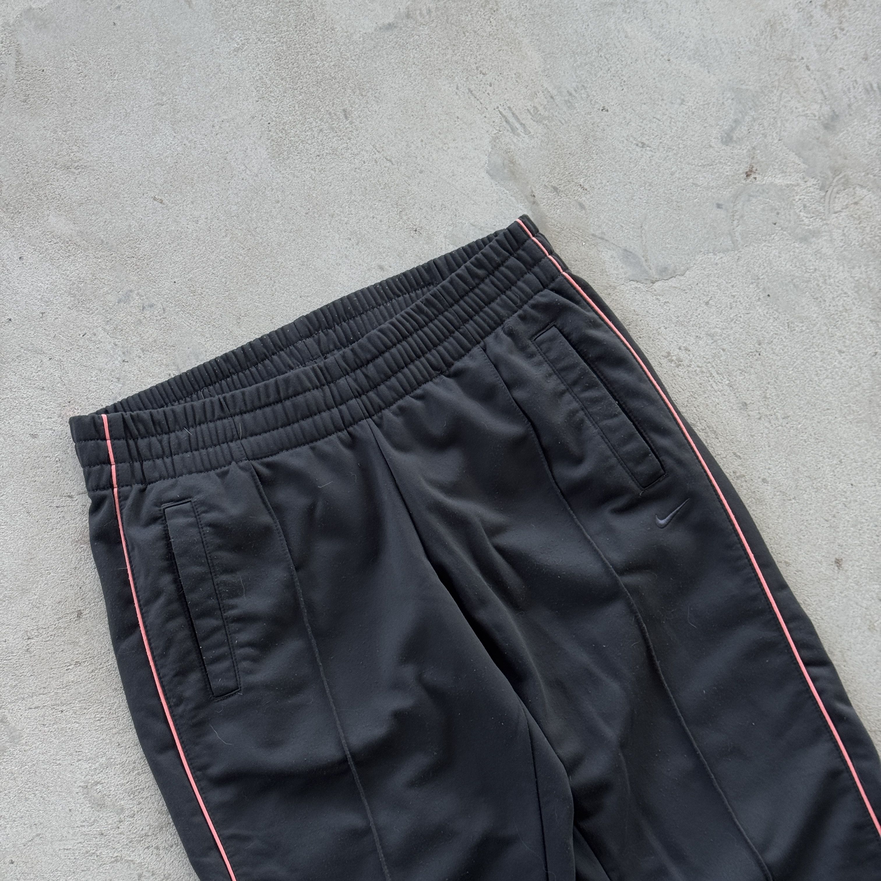 Nike Nike Gray Track Pants Pink Pinstripe Joggers Vintage Size 32" / US 10 / IT 46 - 3 Thumbnail