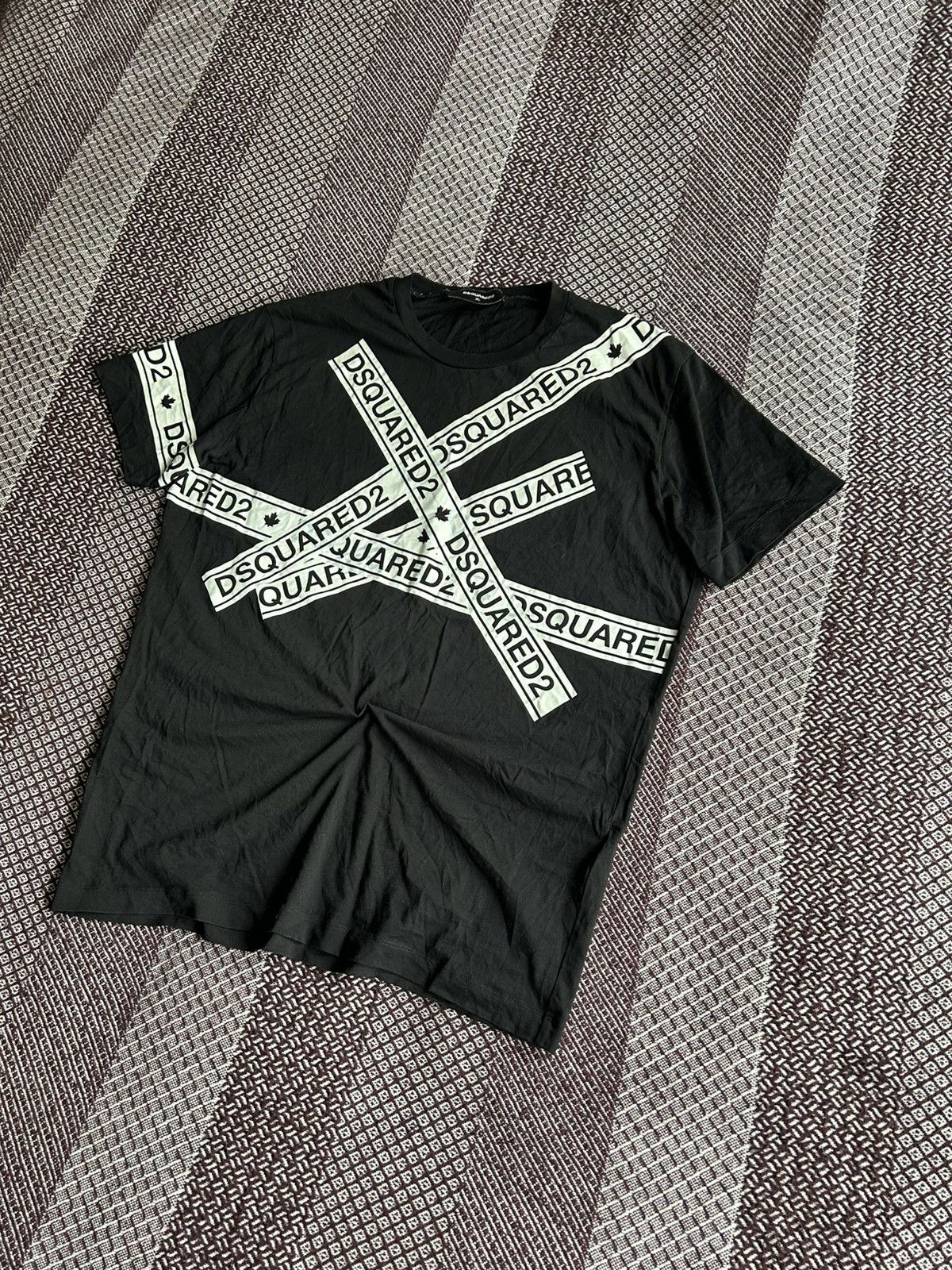 Dsquared2 Dsquared Big Logo Luxury T-shirt Streetwear Size XL Rare Tee Size US XL / EU 56 / 4 - 2 Thumbnail
