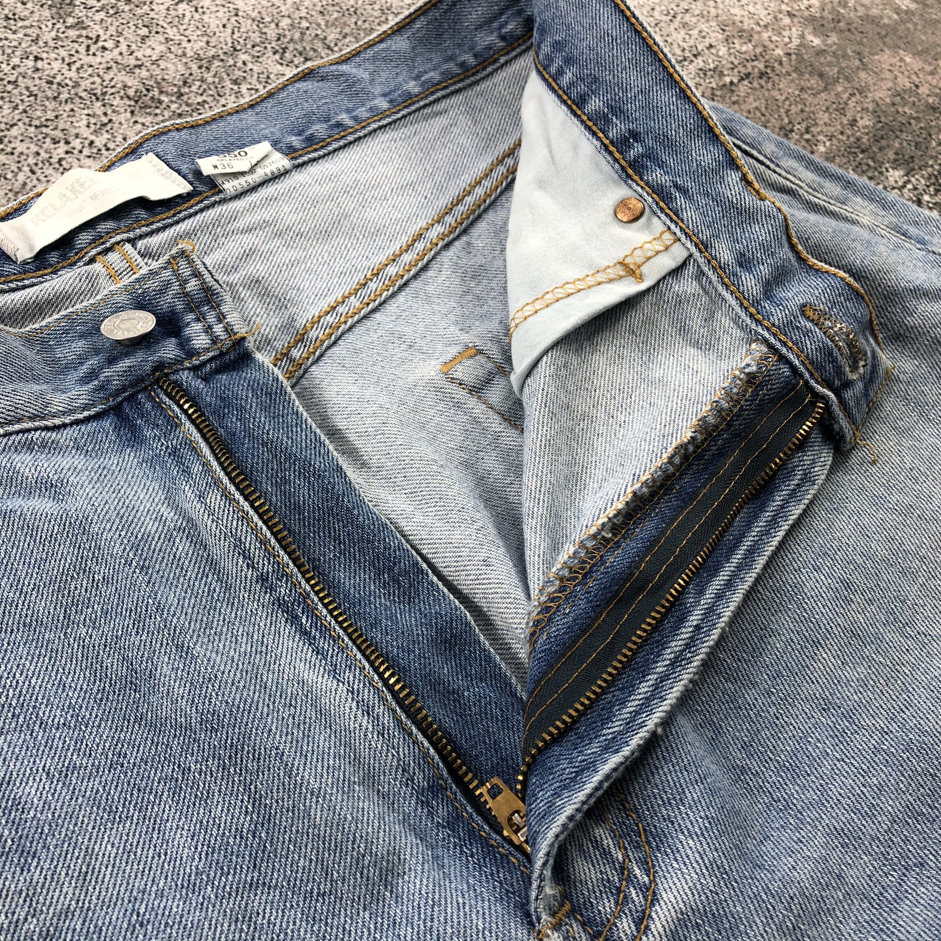 Levi's Vintage Levis 550 Jeans Relaxed Fit Denim KJ626 Size US 36 / EU 52 - 8 Thumbnail