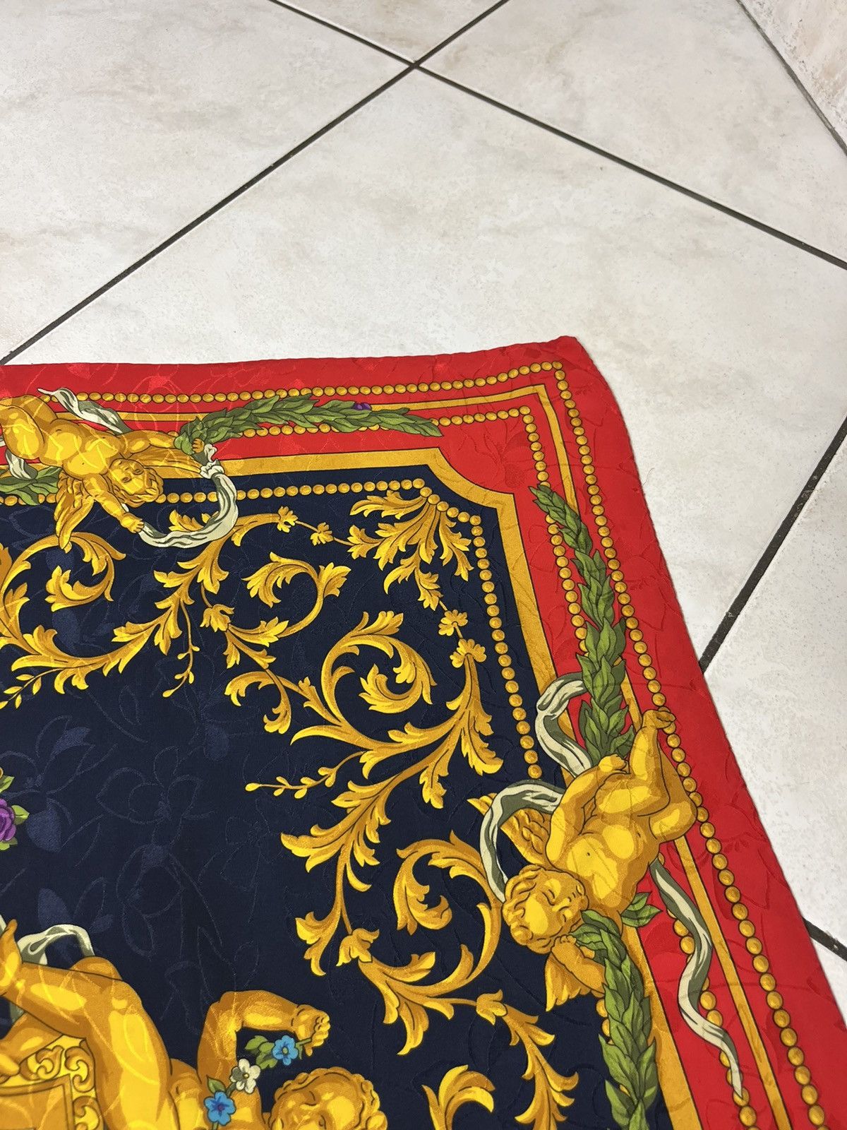 Designer × Roberta di Camerino × Vintage Vintage Roberta Di Camerino silk scarf handkerchief painted Size ONE SIZE - 17 Thumbnail